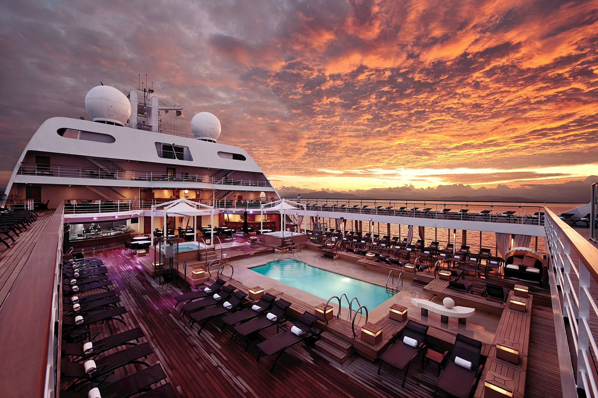 Æstetisk cruise skib solnedgang Wallpaper