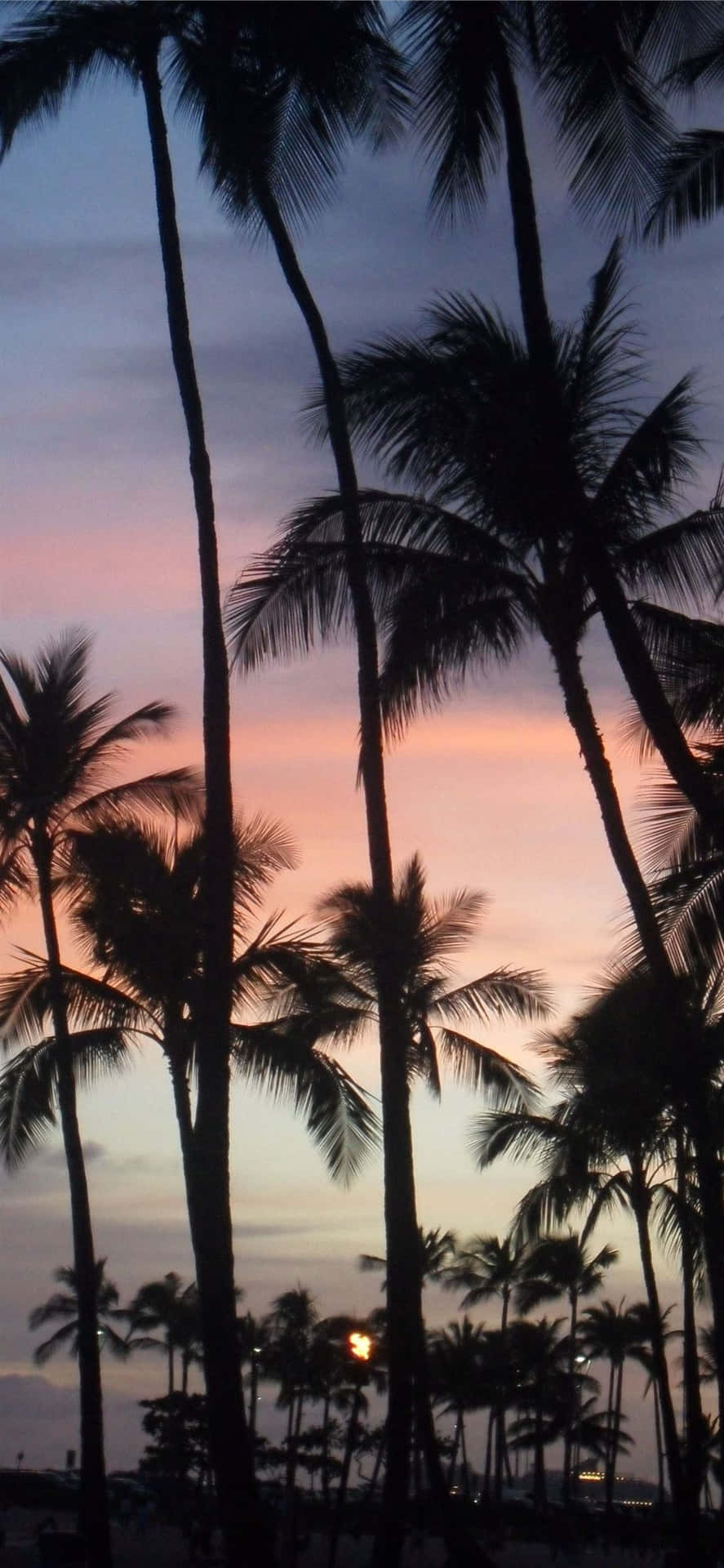 Aproveitea Beleza Das Ilhas Do Havaí Nas Suas Imagens De Plano De Fundo Do Computador Ou Celular. Papel de Parede