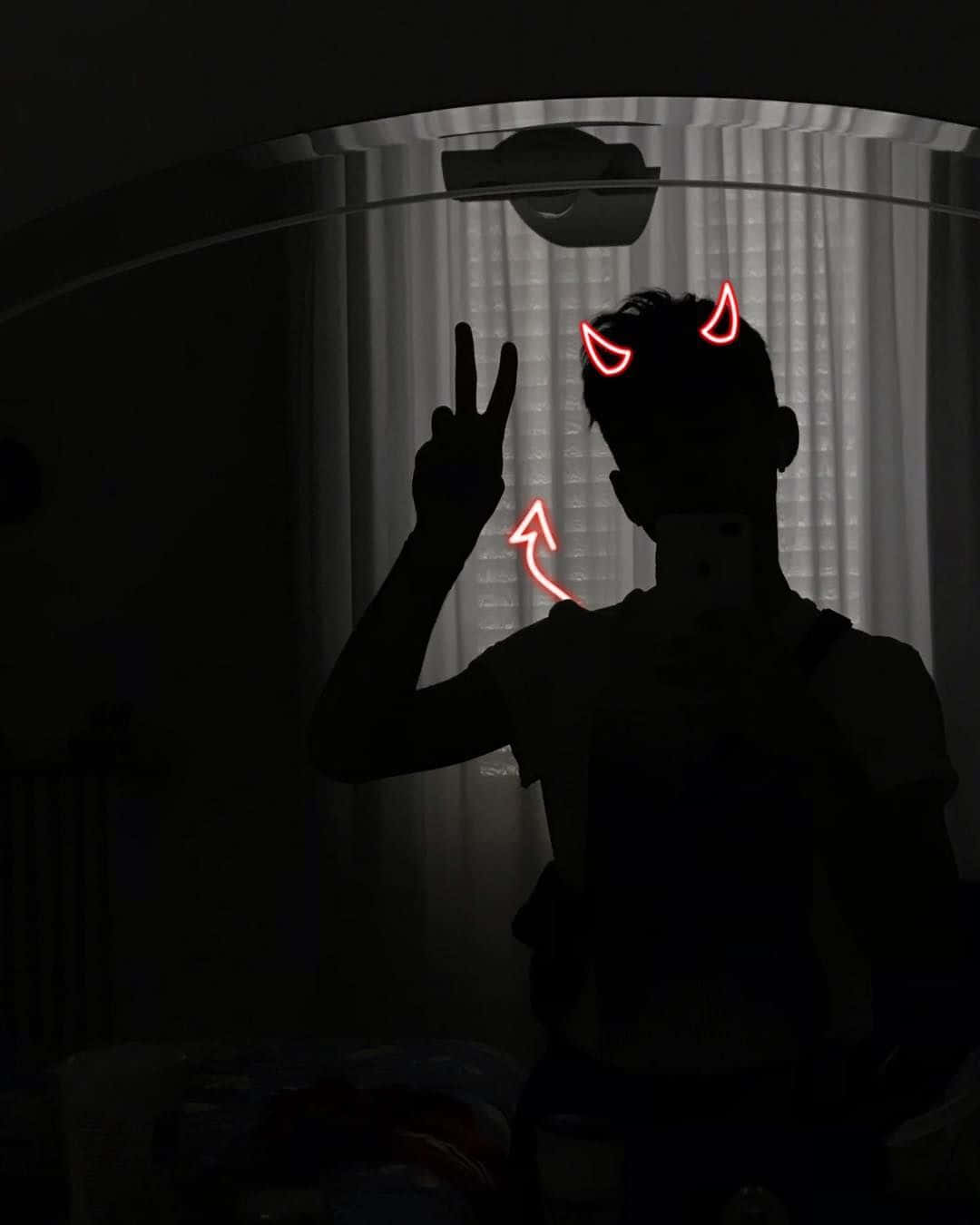 Aesthetic Instagram Devil Man Silhouette Wallpaper