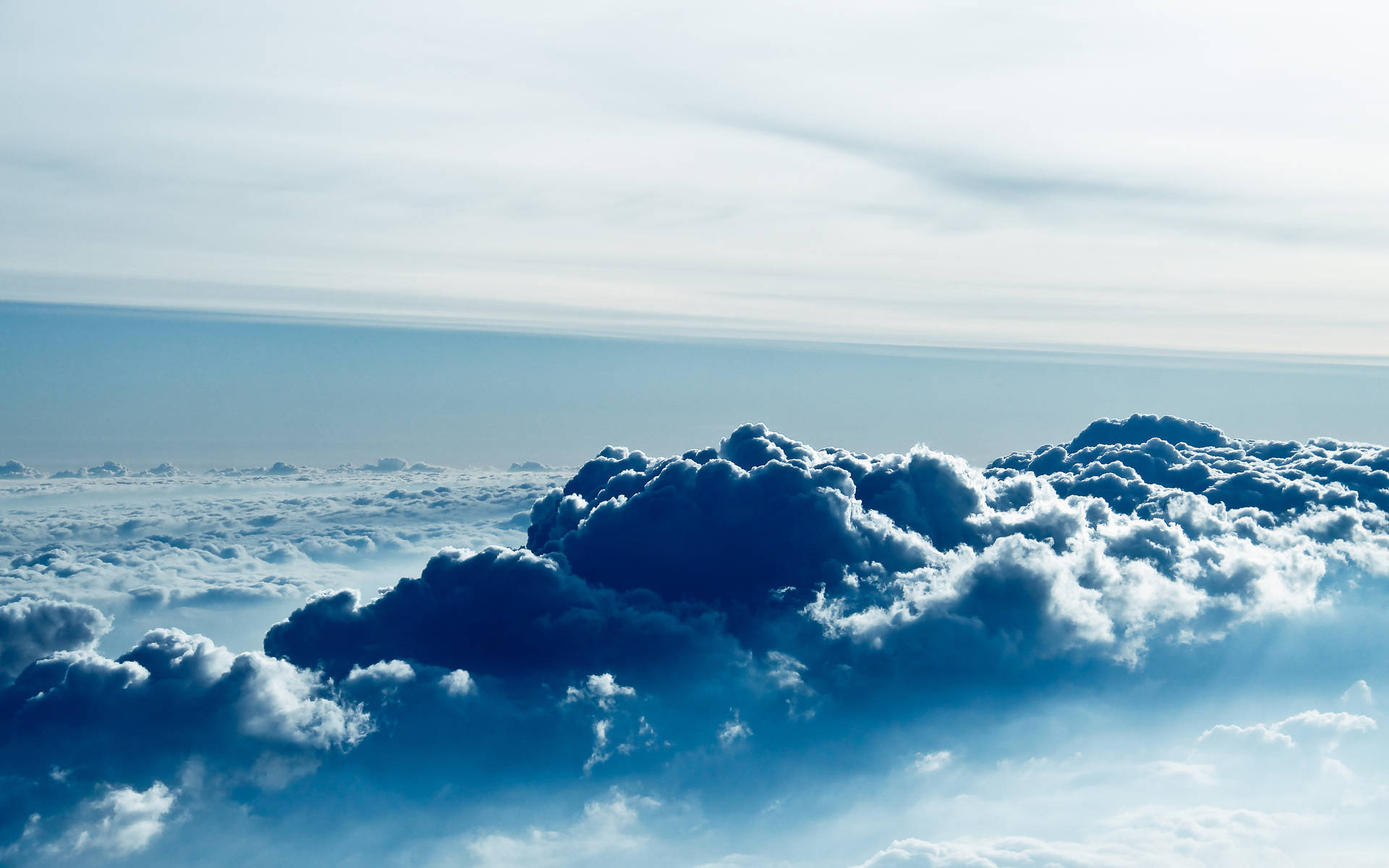 Aesthetic Massive Clouds Background
