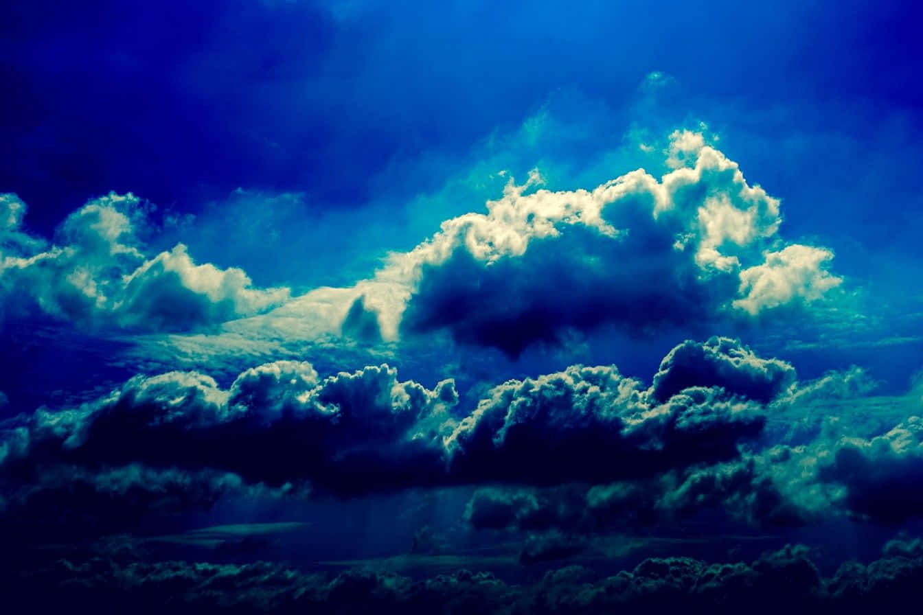 Aesthetic Night Sky Thick Clouds Wallpaper