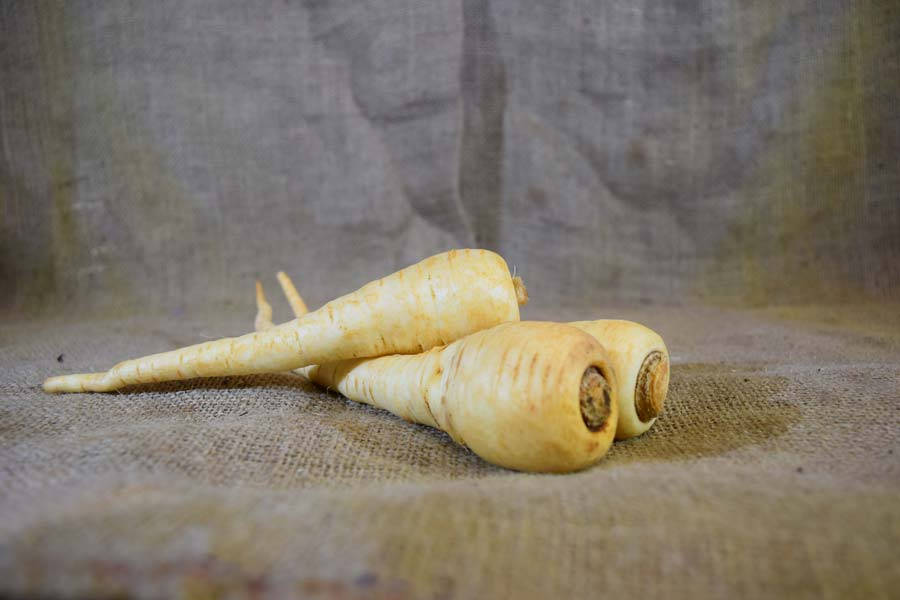 Aesthetic Parsnip Root Crop Vegetables Close Up Wallpaper