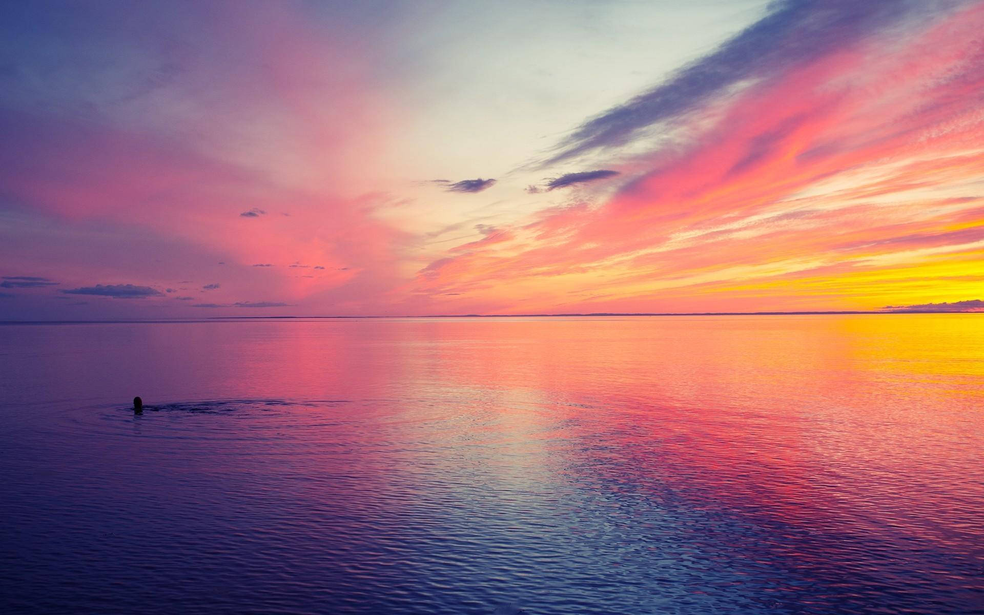 Aesthetic Sea Sunset Desktop Wallpaper