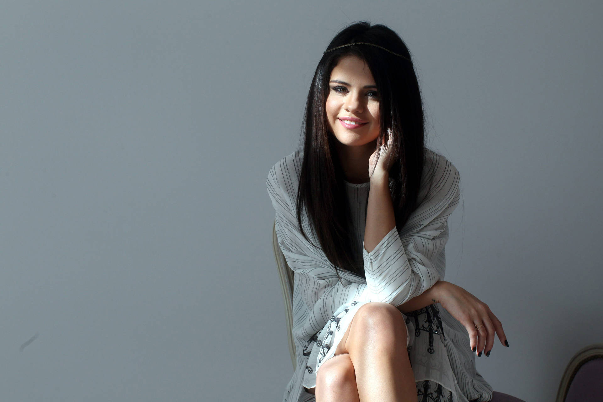 Selena Gomez HD wallpaper
