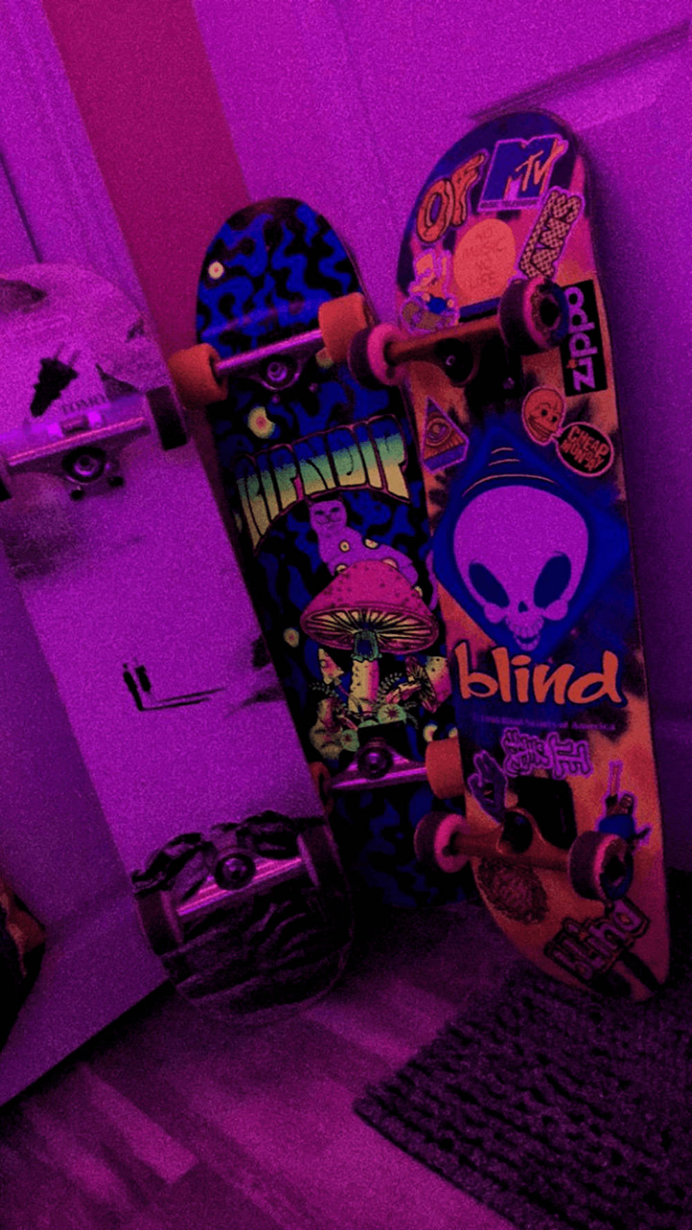 Aesthetic Skateboard Purple Art Wallpaper
