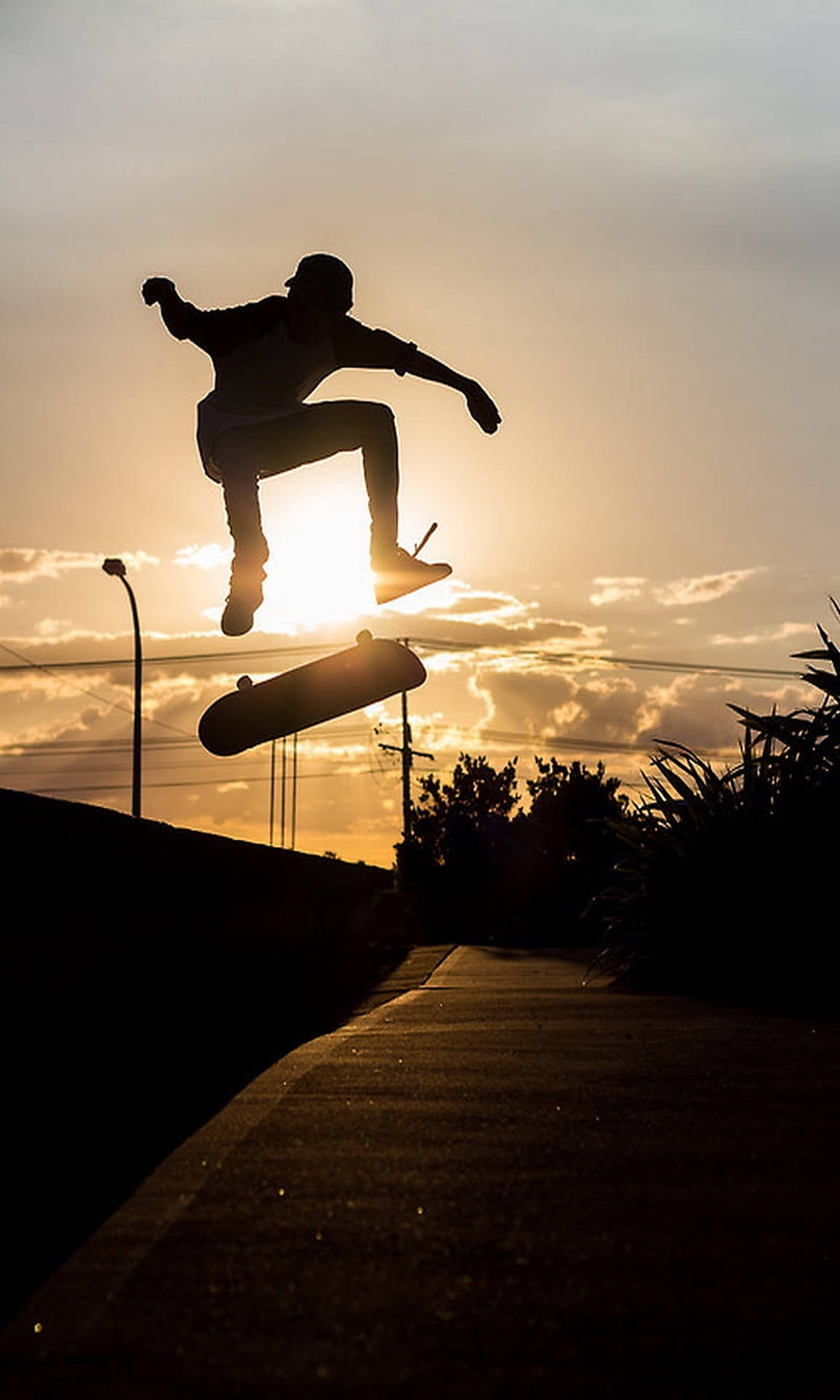 Aesthetic Skater Boy Sunset Silhouette