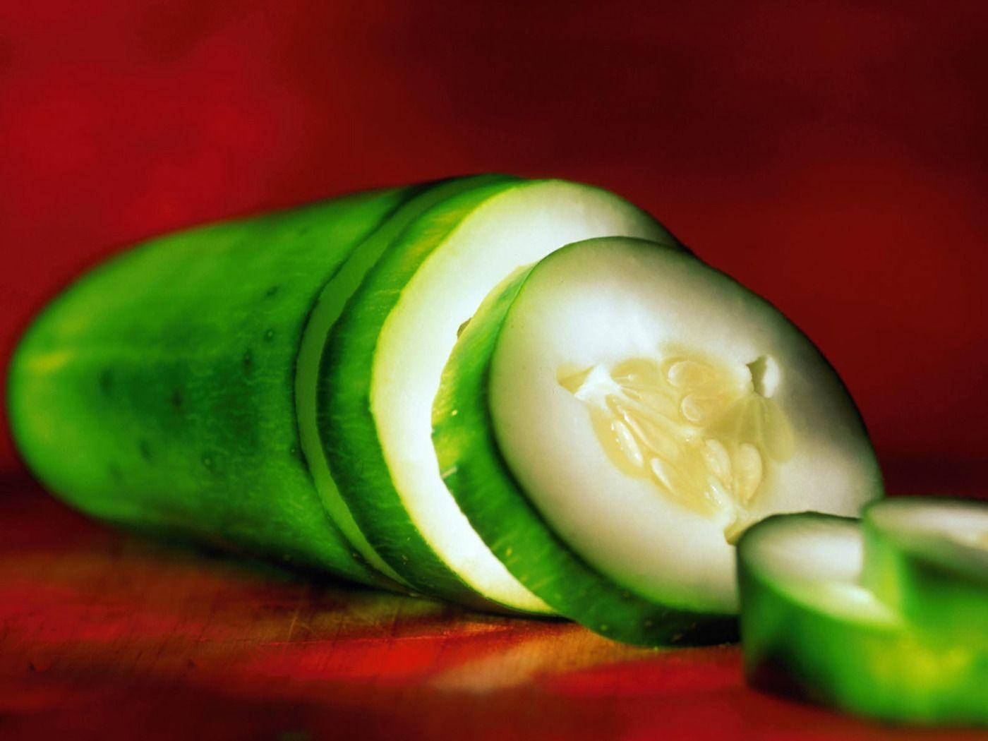 Aesthetic Sliced Cucumber Macro Shot Wallpaper