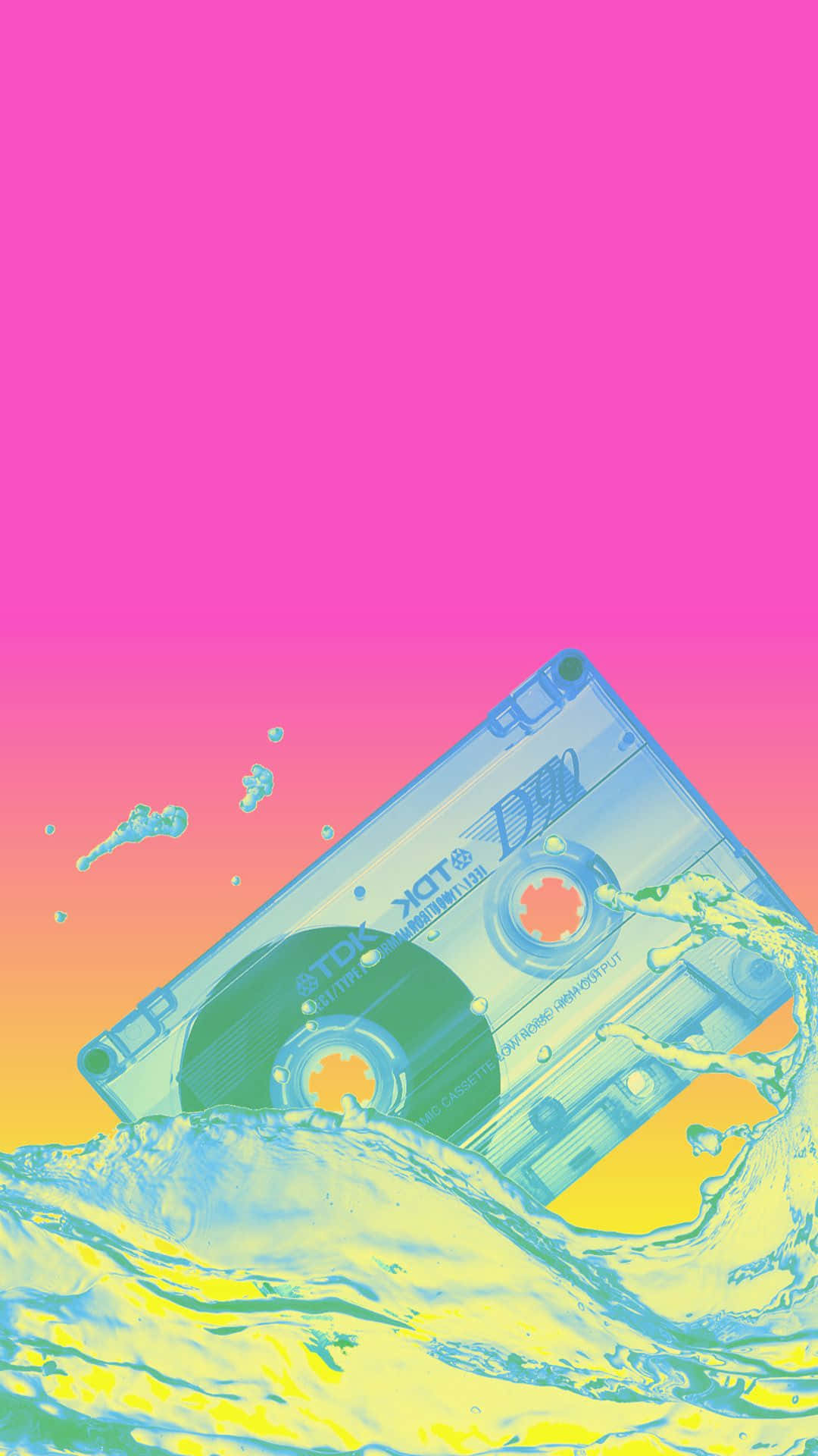 Einekassette Im Wasser Mit Einem Pinken Hintergrund Wallpaper
