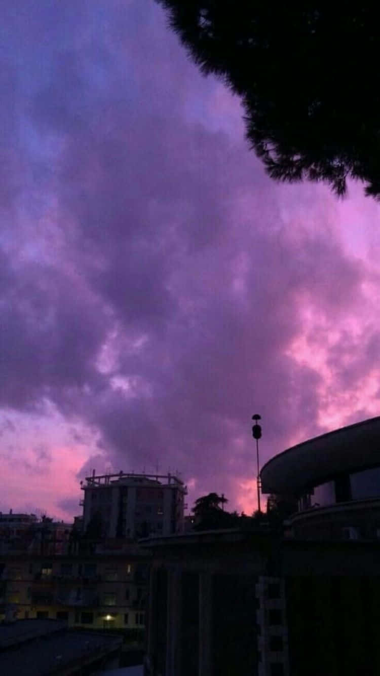Aesthetic Vintage Purple Sunset Sky Wallpaper