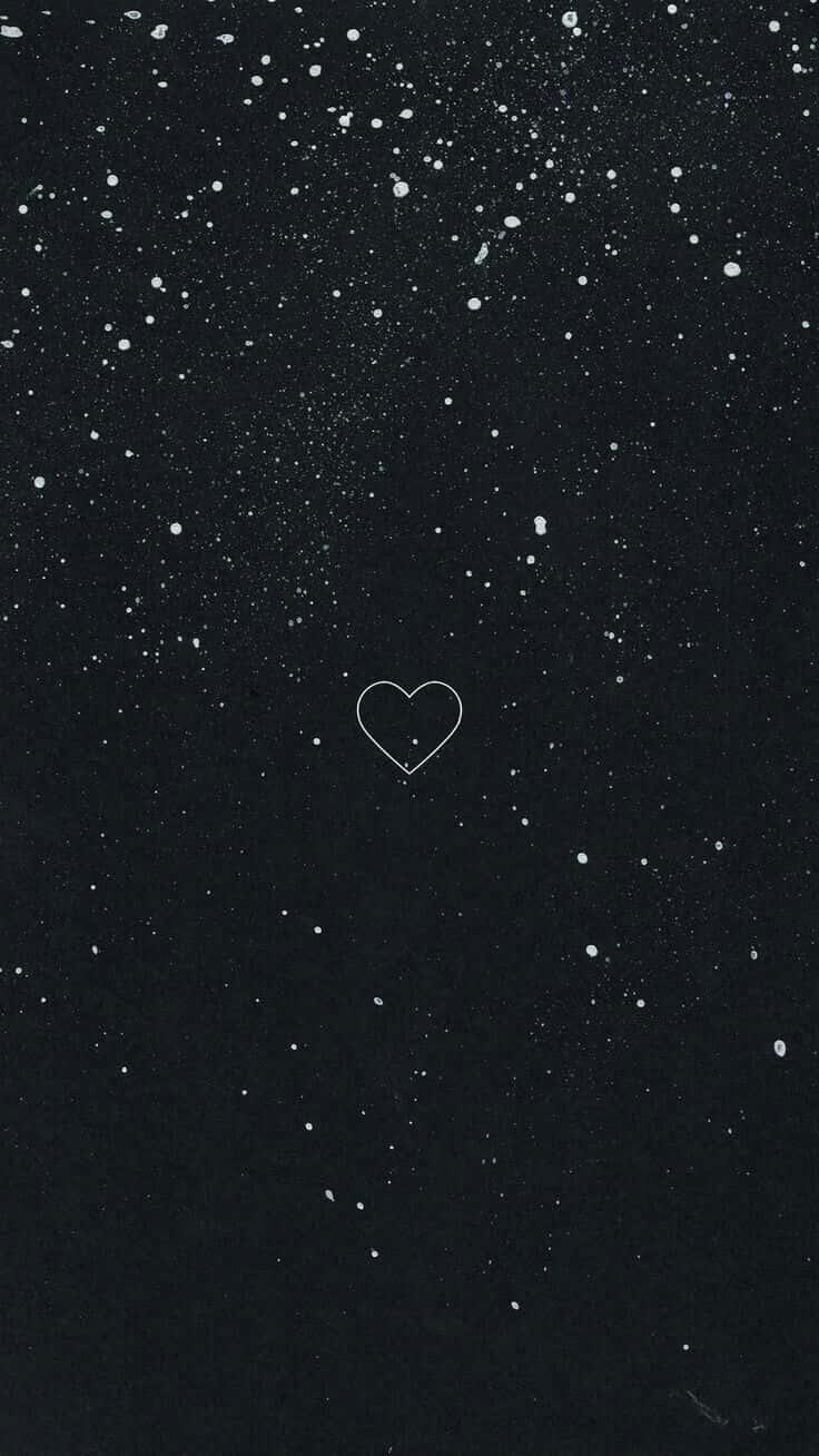 Aesthetic White And Black Iphone Simple Heart Wallpaper