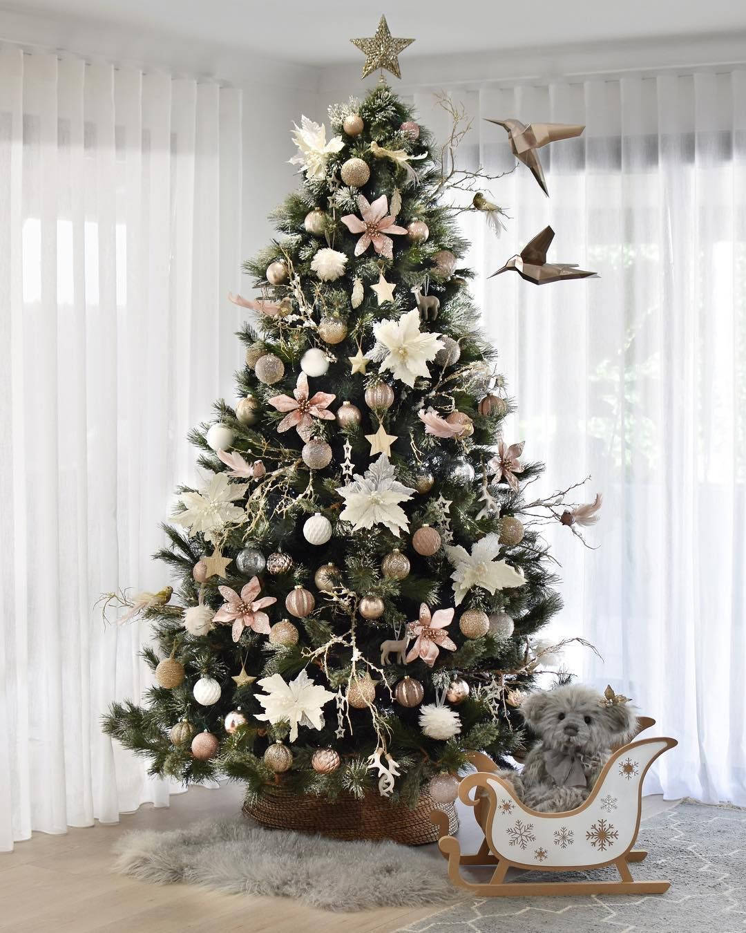 Æstetisk hvid jul træ Wallpaper