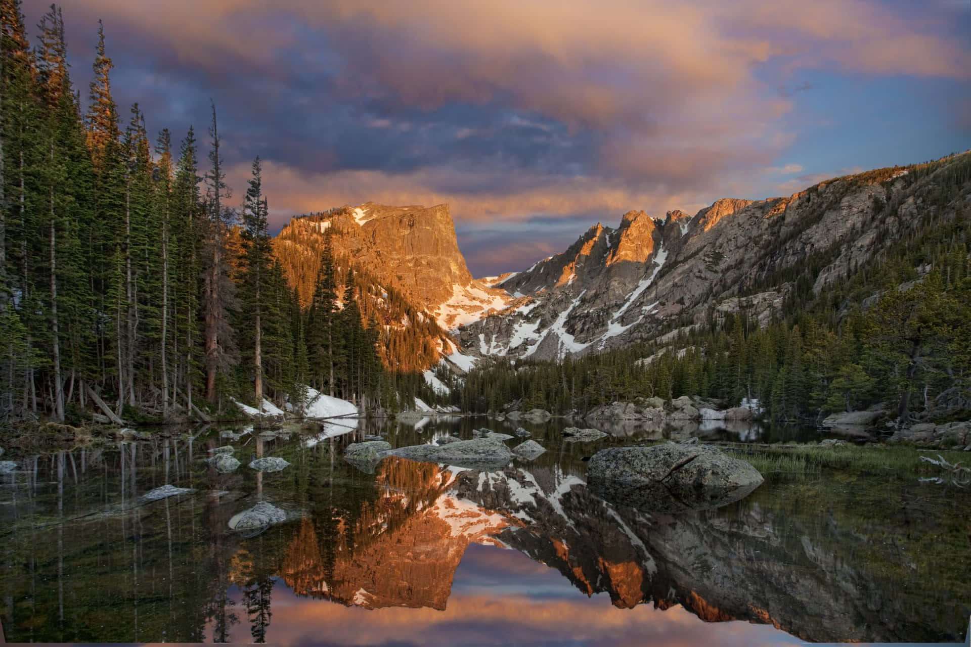 Affascinantepaesaggio Del Colorado