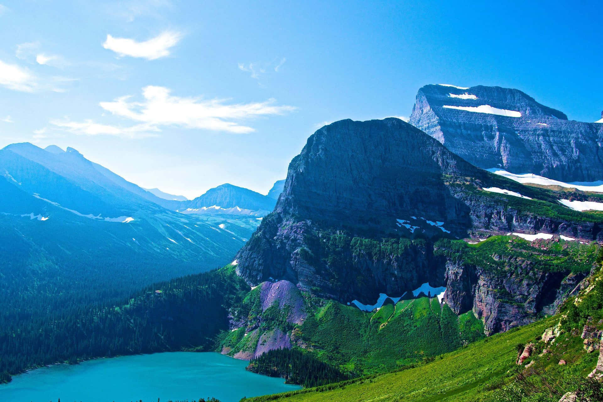 Affascinantepaesaggio Del Montana: Una Sorprendente Mostra Di Natura E Tranquillità.