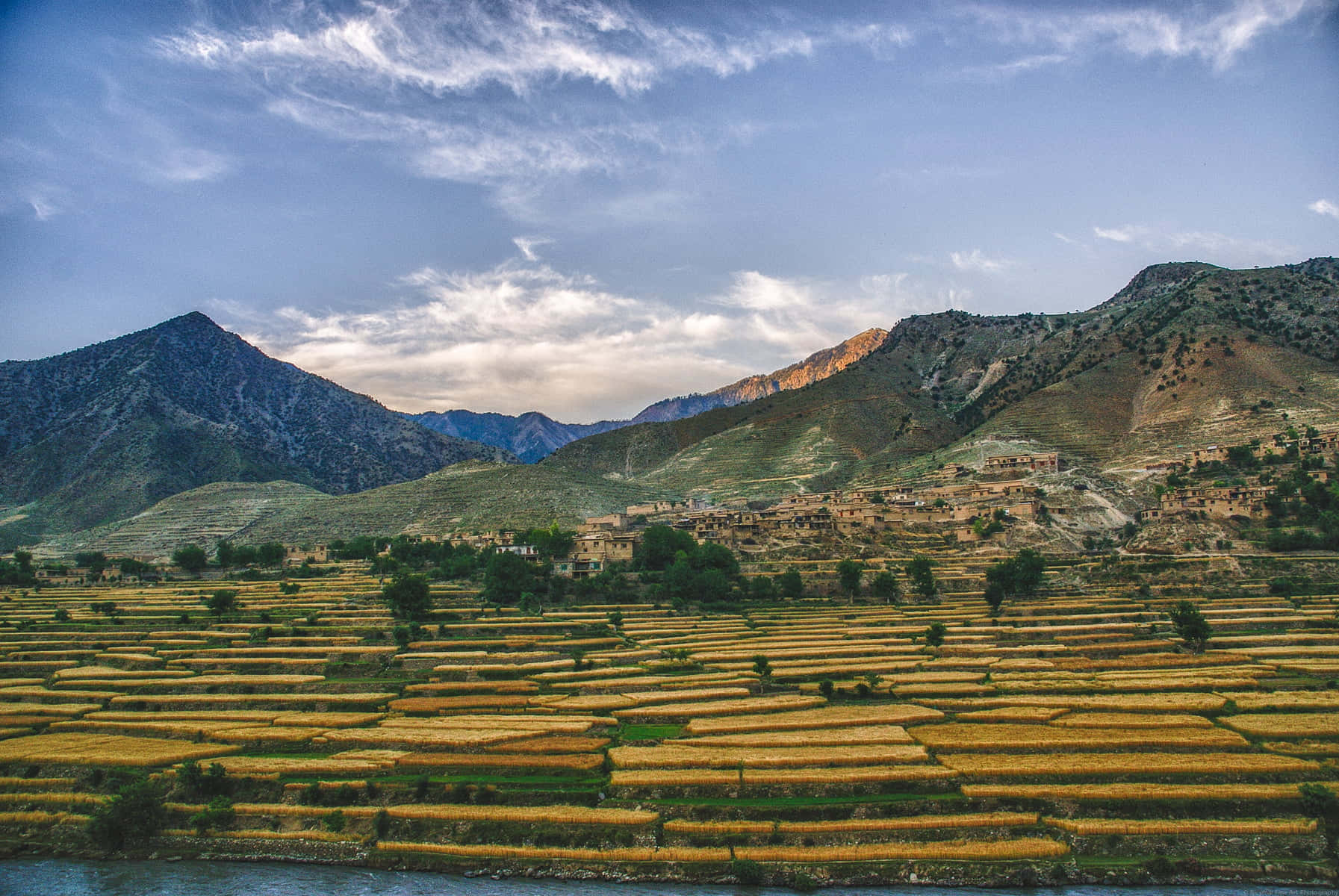 Einatemberaubender Blick Auf Die Atemberaubende Landschaft In Afghanistan.