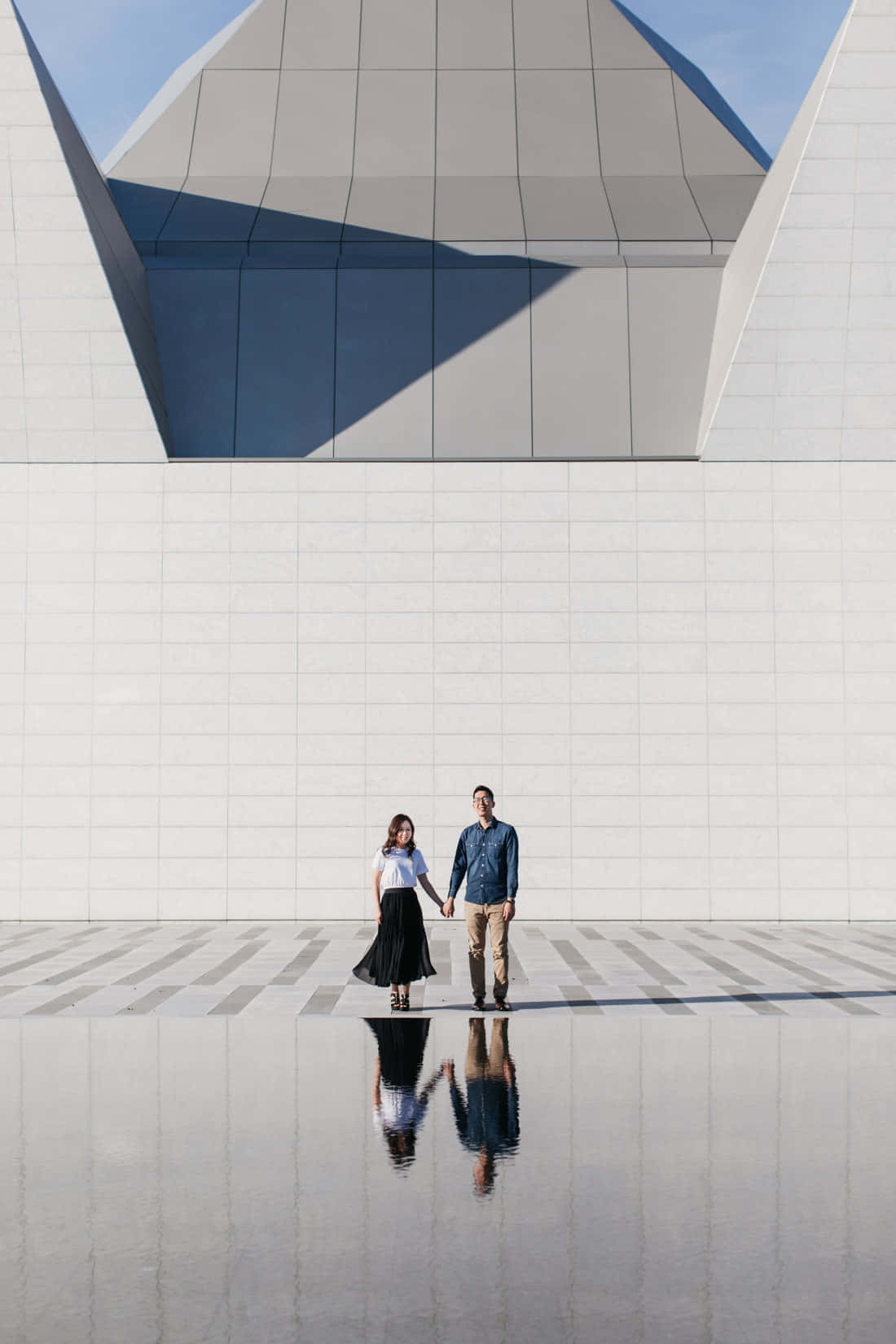 Aga Khan Museum Exterior Couple Reflection Wallpaper