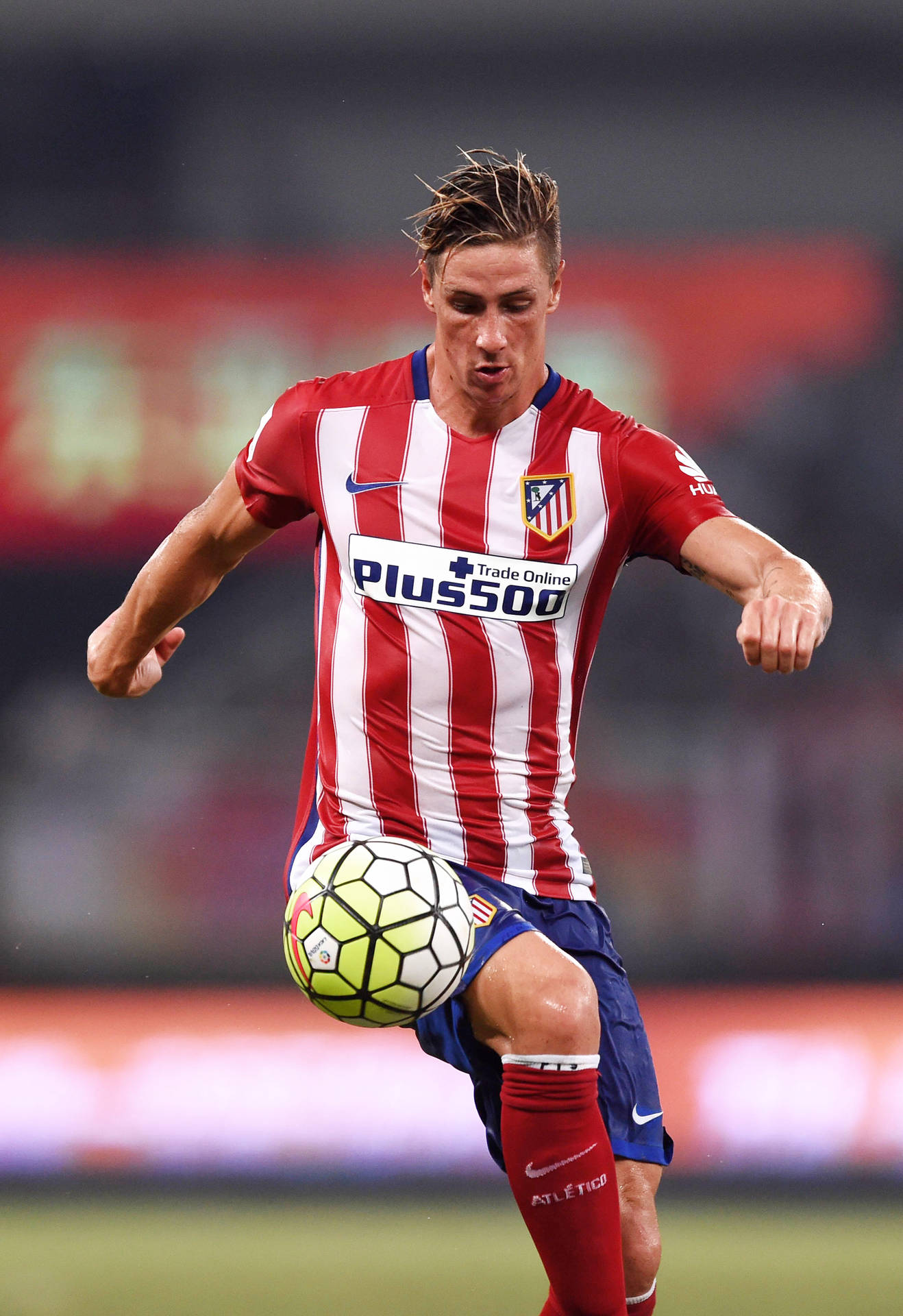 Aggressive Pose Of Fernando Torres