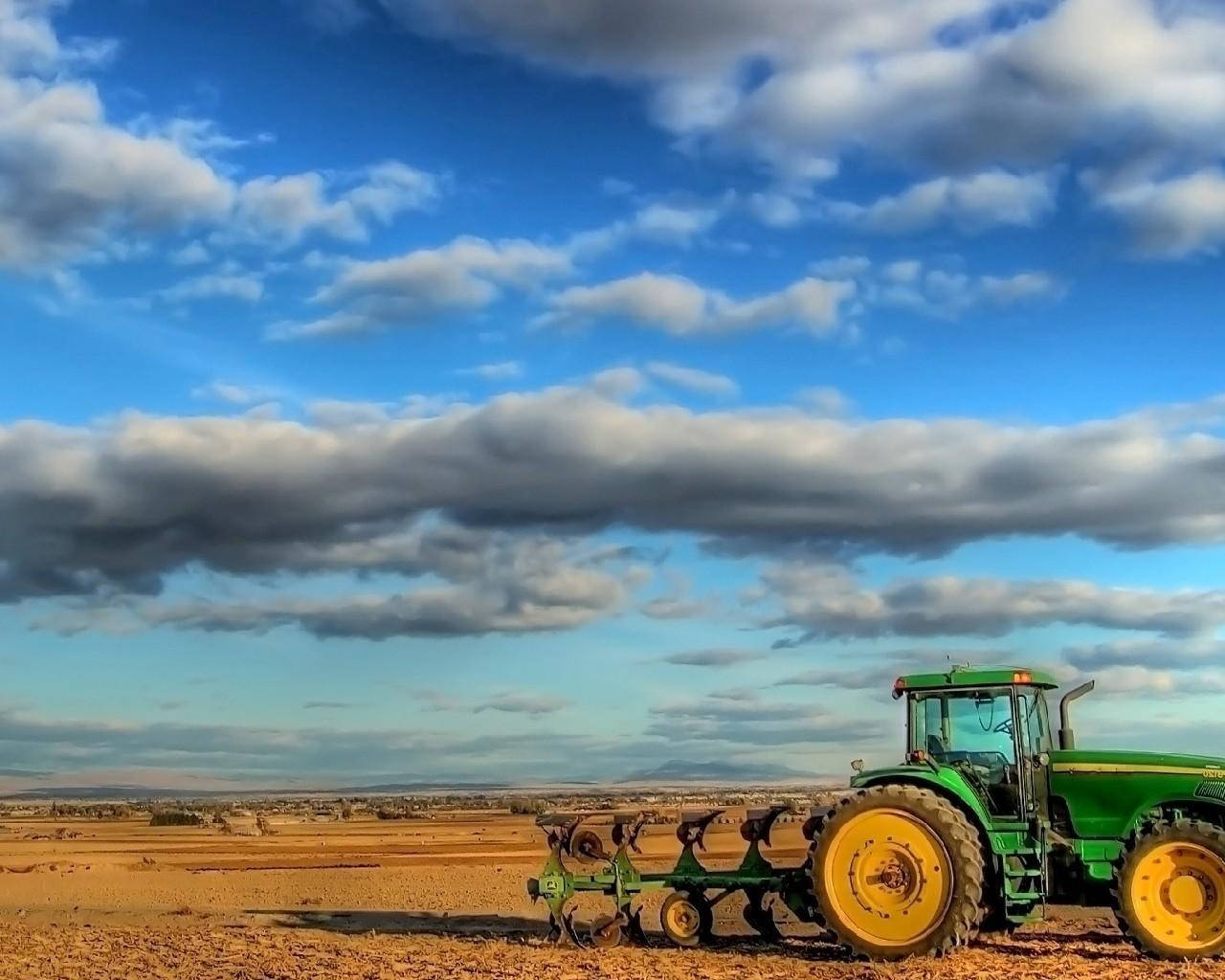 Agriculture Green Tractor Wallpaper