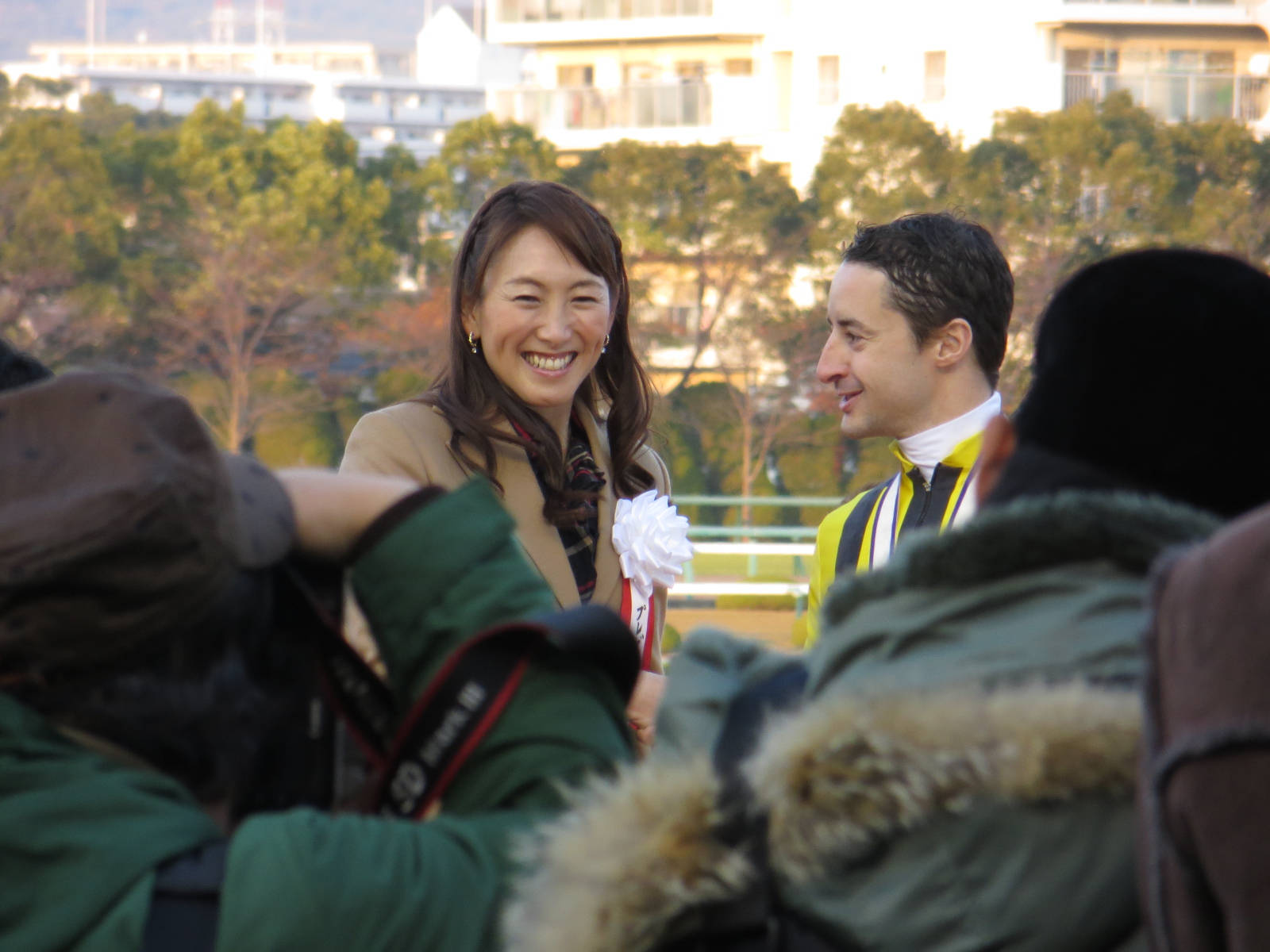 Aisugiyama Frente A Los Fotógrafos Fondo de pantalla