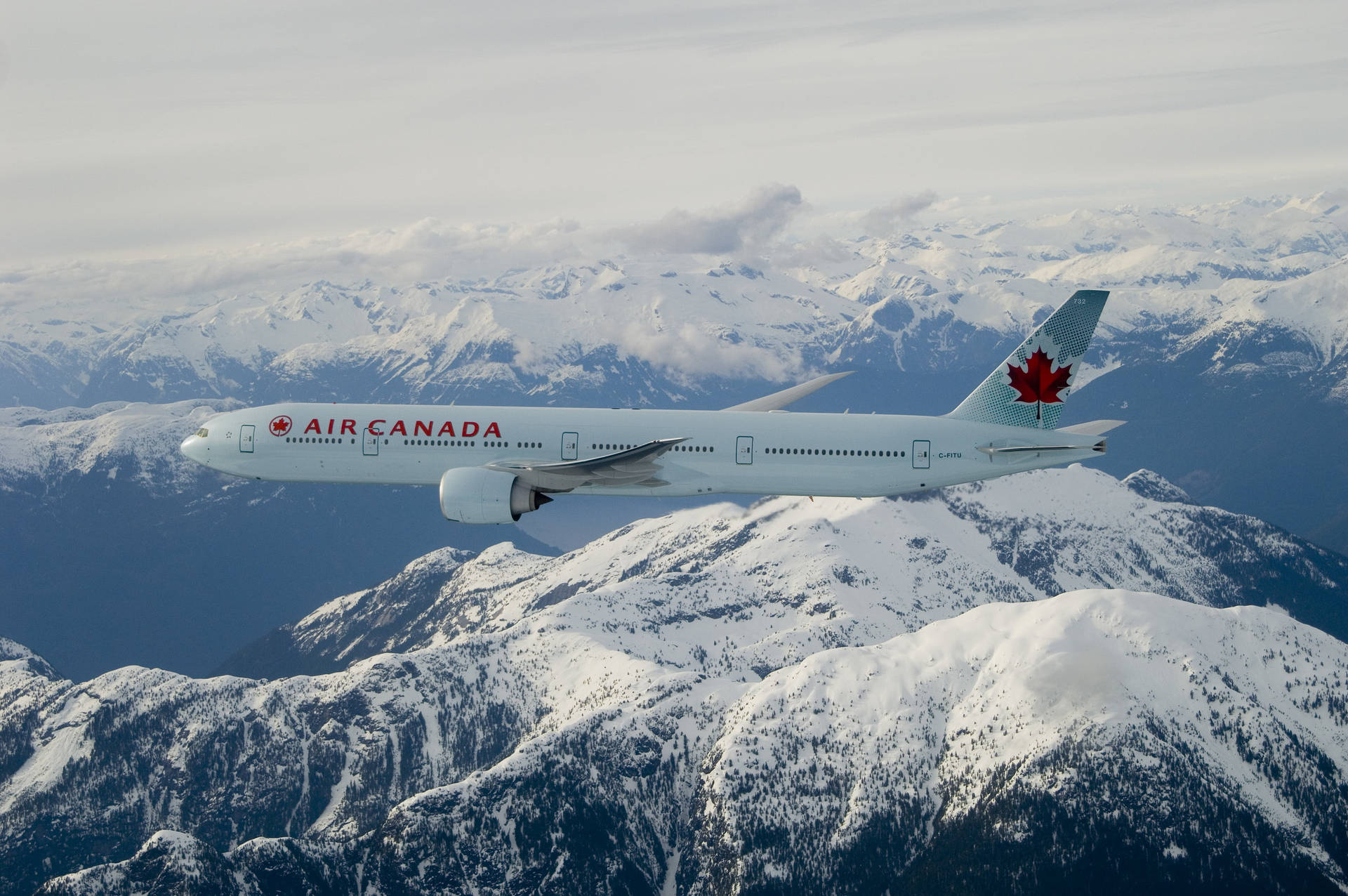 Air Canada Flying Hd Plane