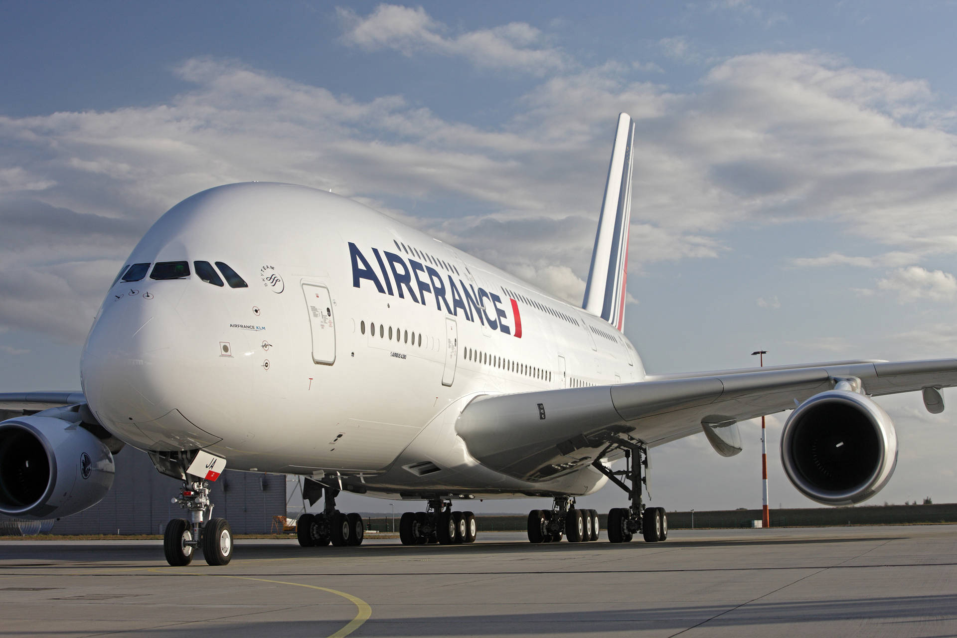 Airfrance Airbus A380 Aereo All'aeroporto Sfondo