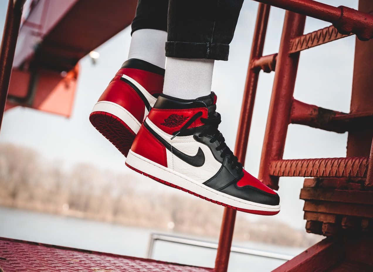 •  Take your style to the next level with Air Jordan 1 Wallpaper