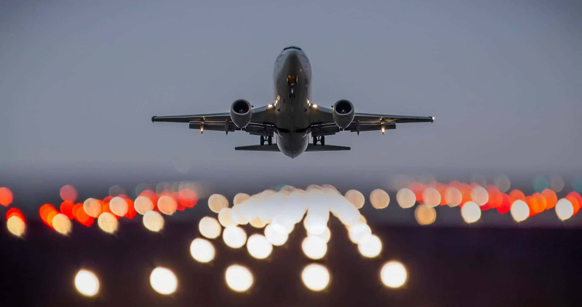 Airport Soft Faded Lights Airplane Departure Wallpaper