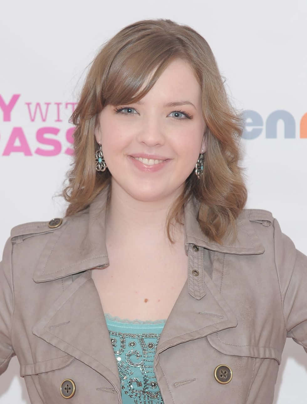 Aislinn Paul Event Appearance Wallpaper