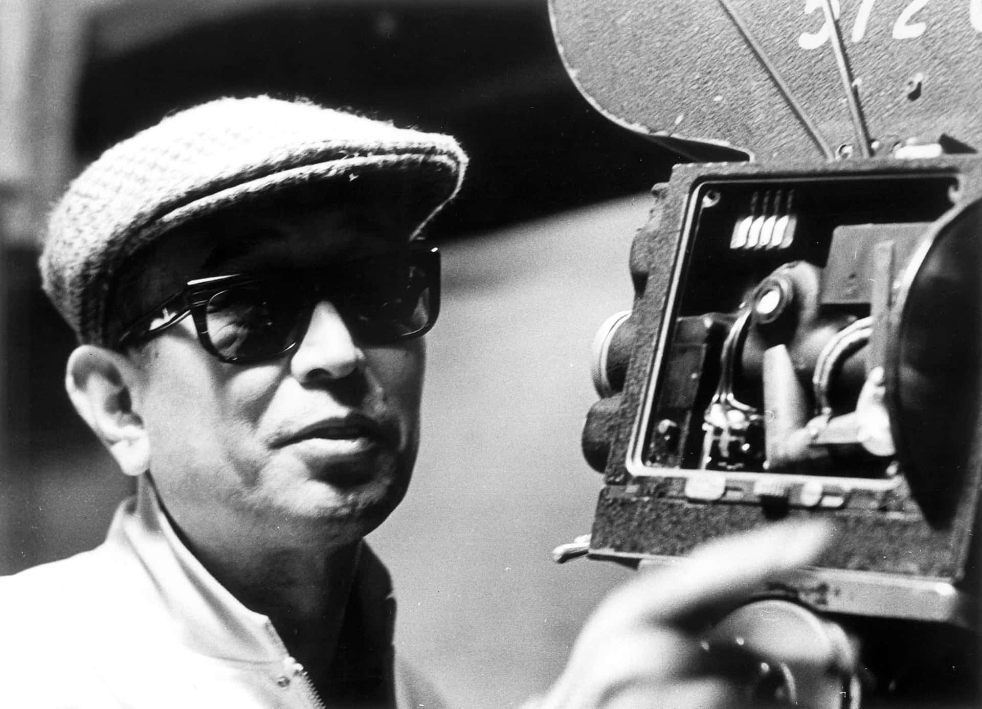 "Inspirational Akira Kurosawa - Iconic Japanese Filmmaker" Wallpaper