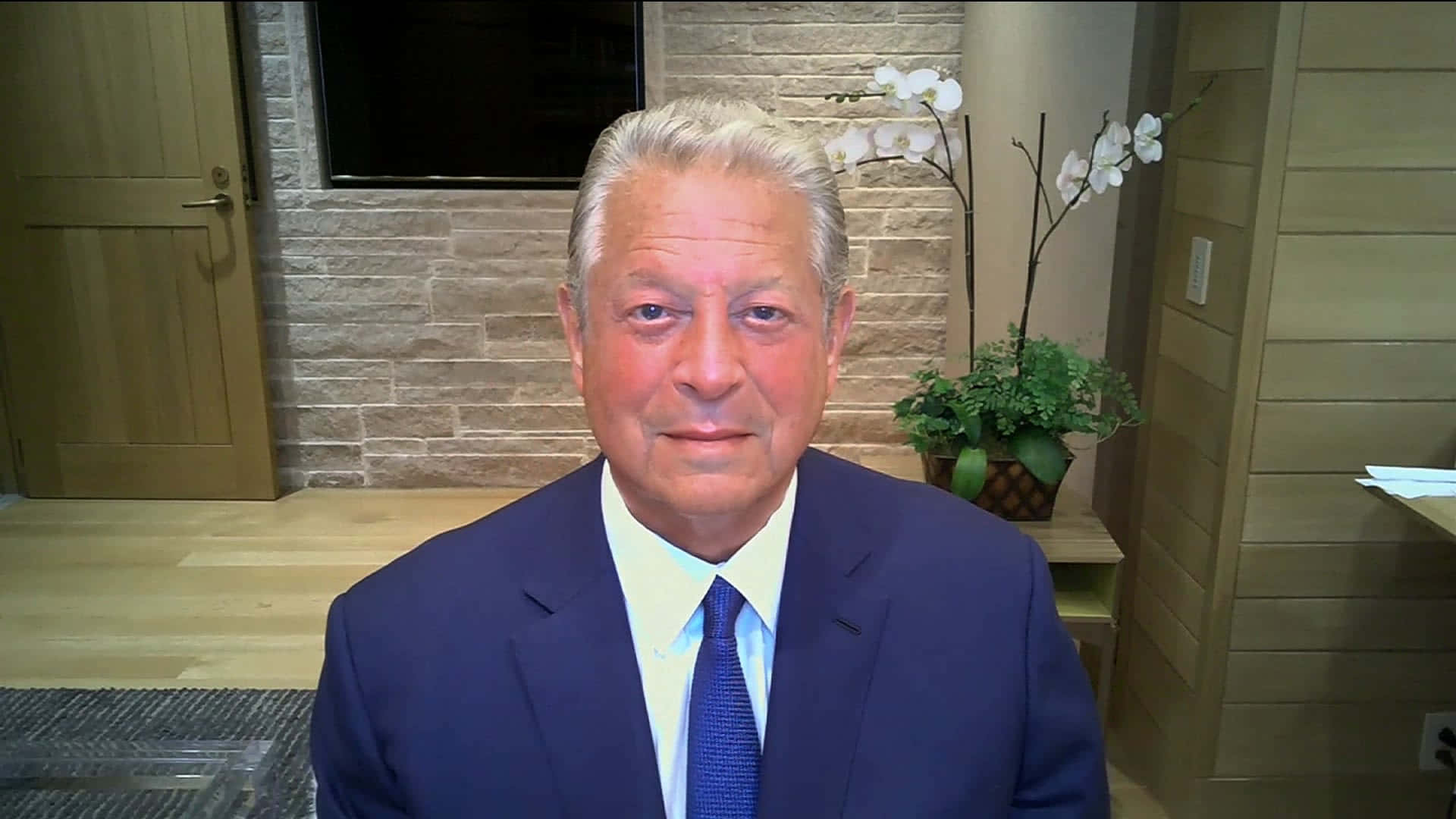 A Candid Headshot of Al Gore Wallpaper
