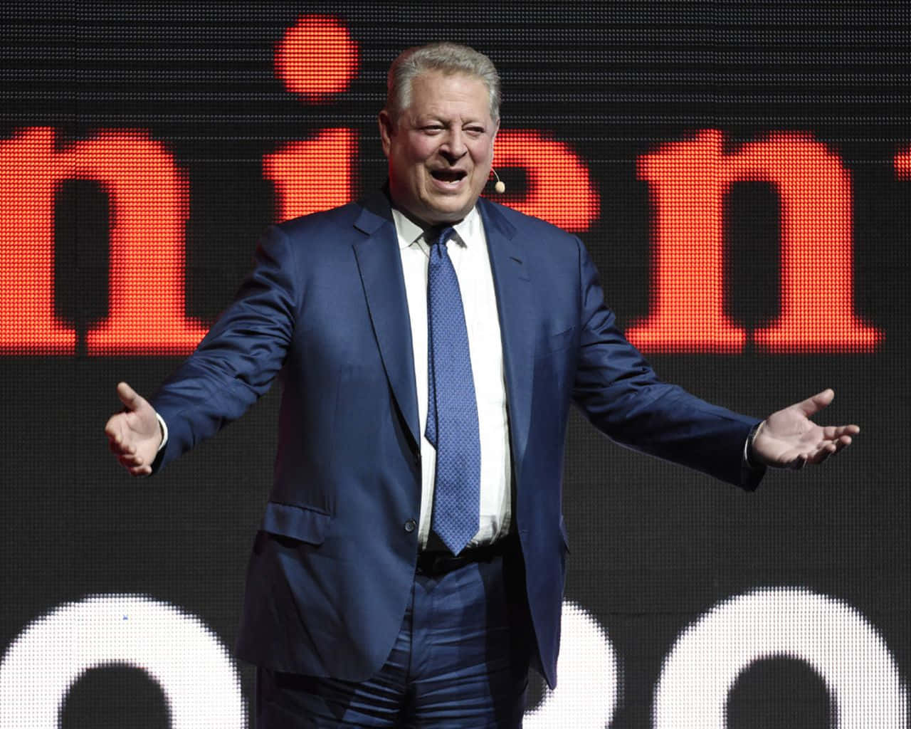 Al Gore Speaking On Stage Wallpaper