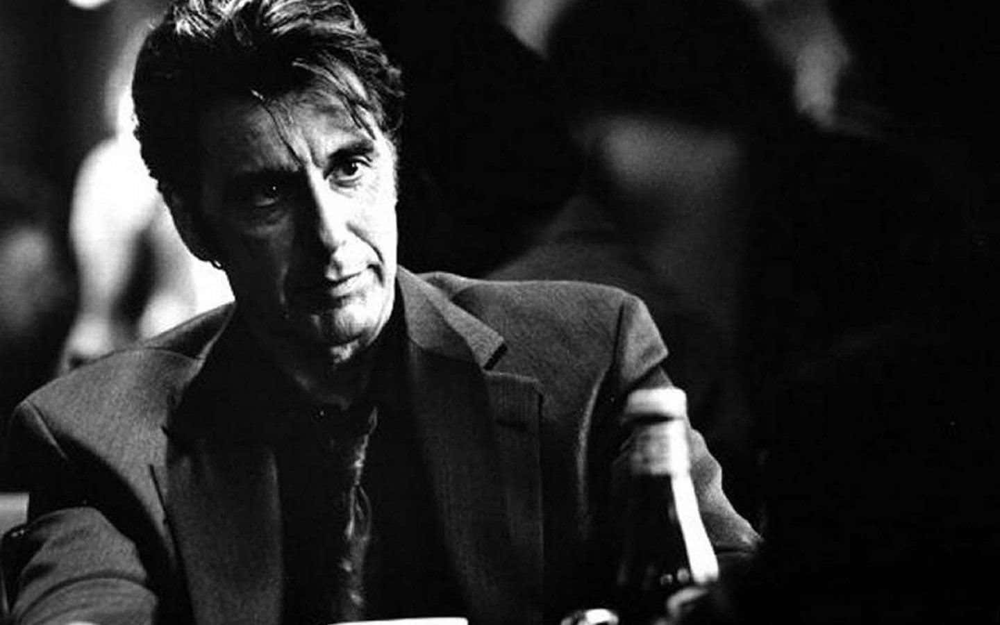 Schauspieleral Pacino Schmückt Die Große Leinwand.