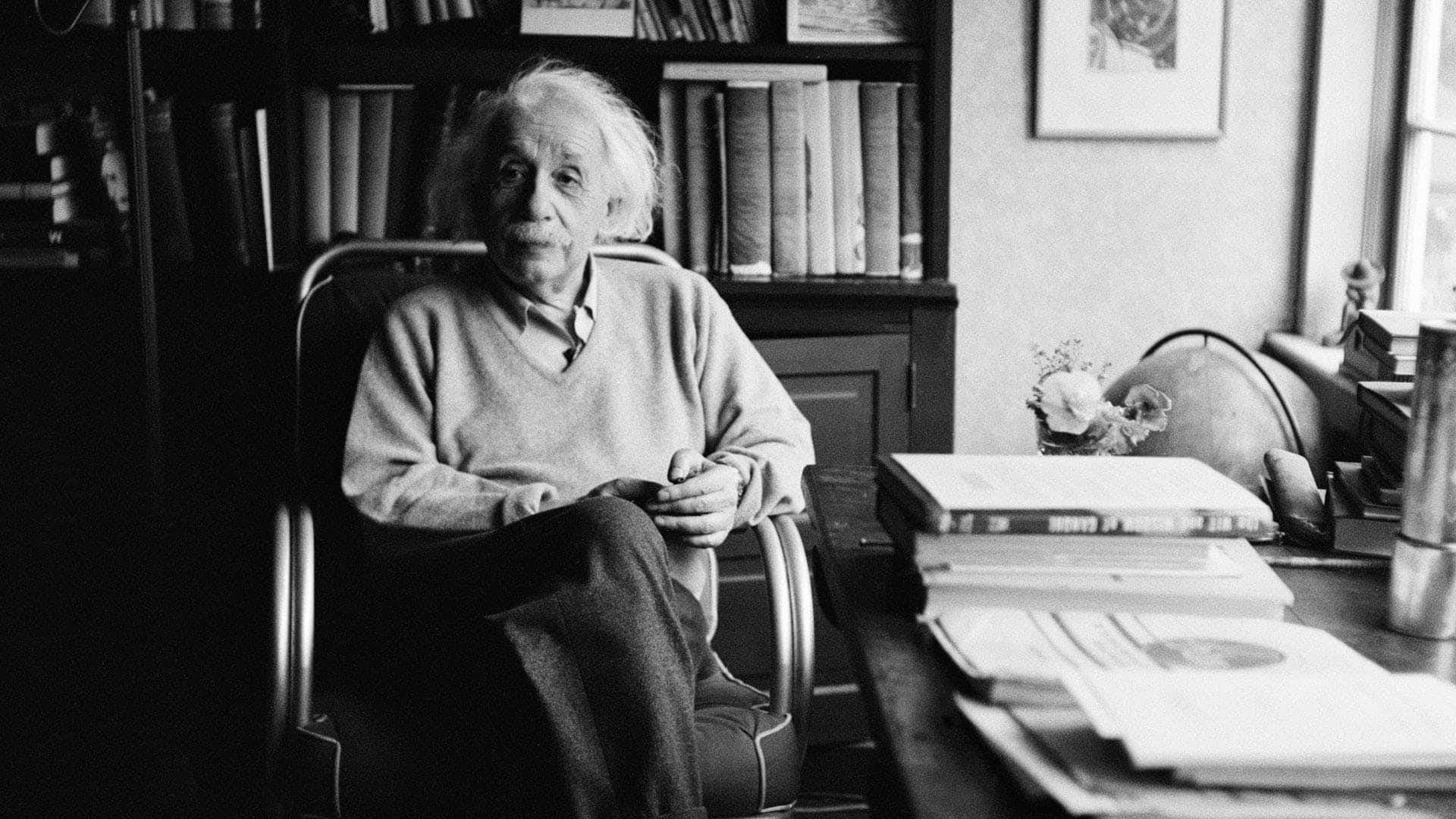 Albert_ Einstein_at_ His_ Study_ Desk Wallpaper