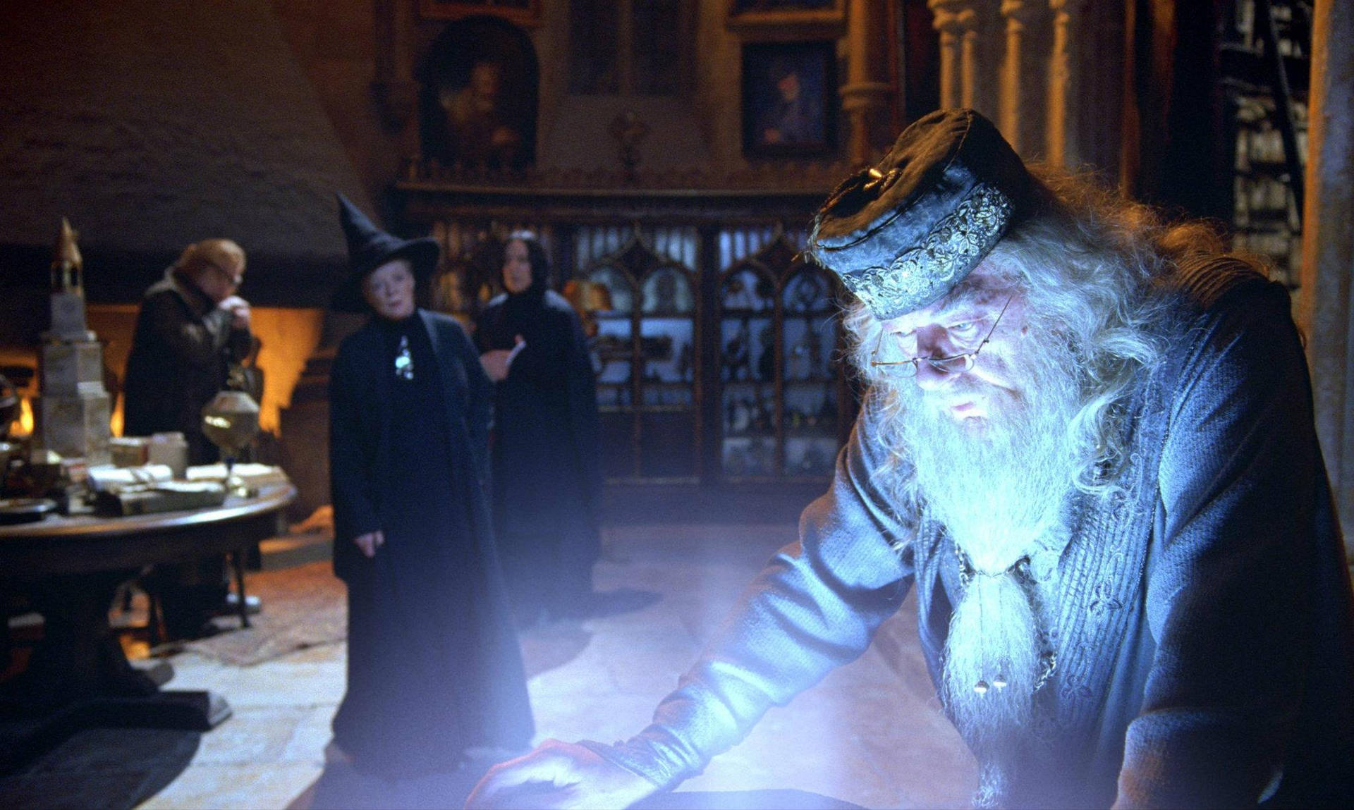 Albus Dumbledore Looks Into The Pensieve