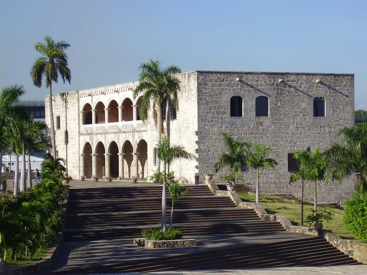 Pasareladel Alcázar De Colón Fondo de pantalla