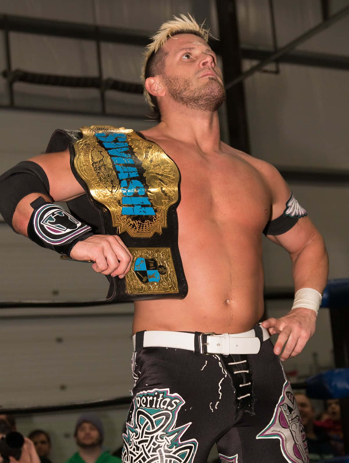 Alex Shelley Proudly Poses With Smash Championship Belt Wallpaper