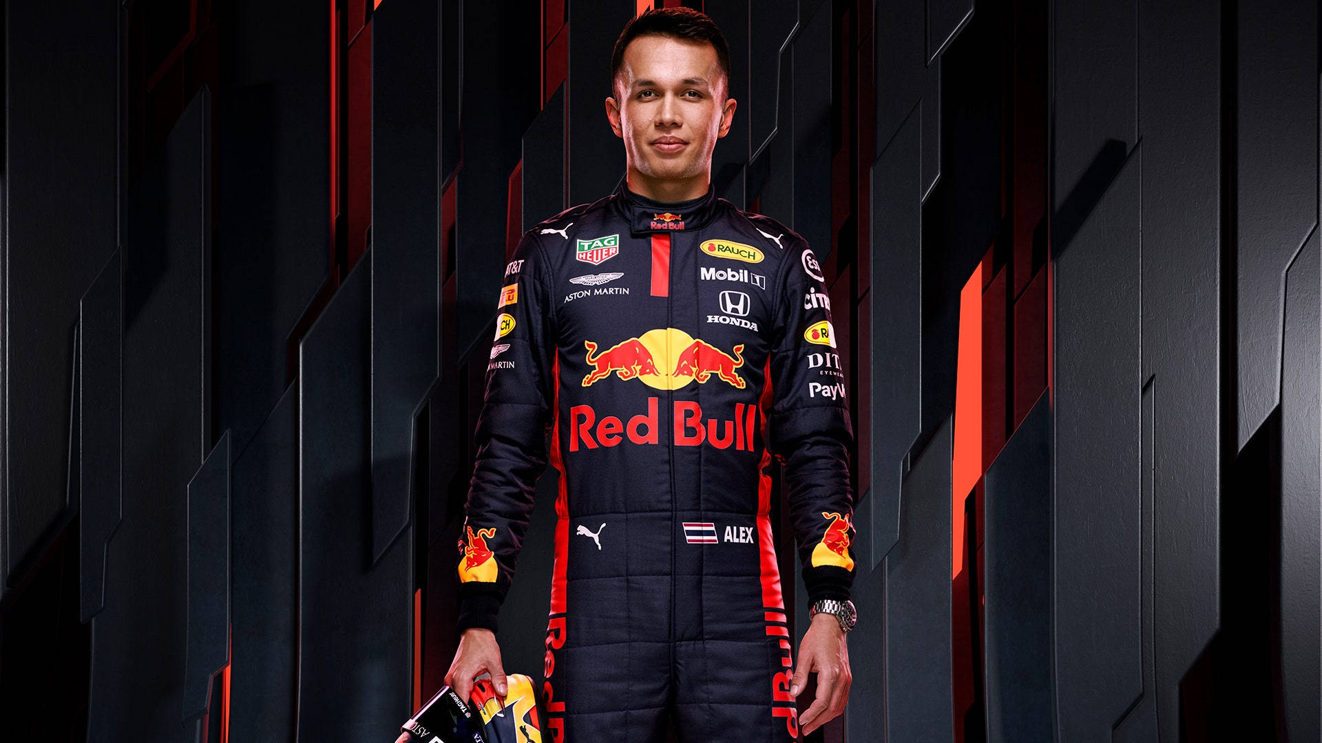 Alexanderalbon Nel Suo Abito Red Bull Racing. Sfondo