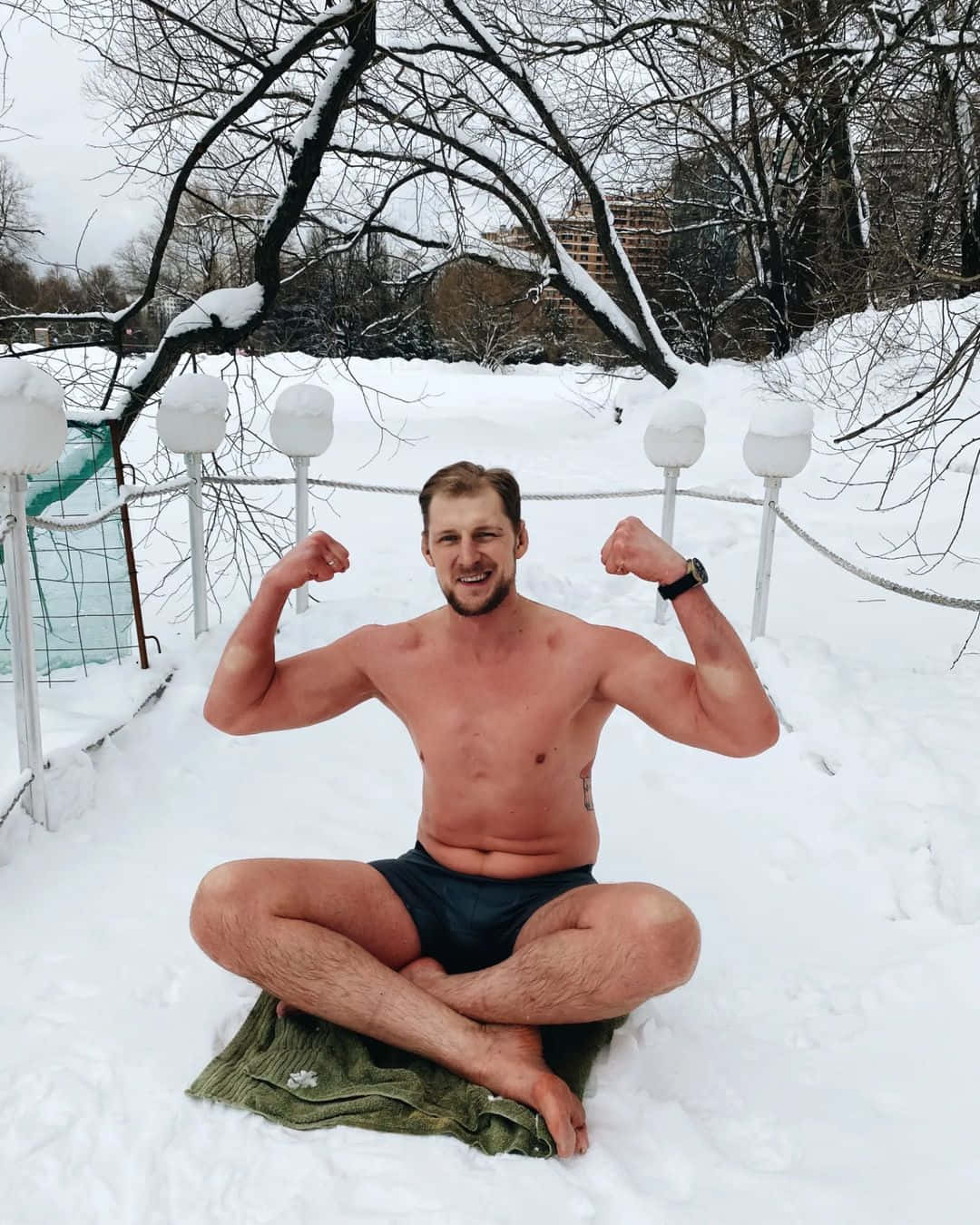 Alexandervolkov Sin Camisa En Invierno Fondo de pantalla