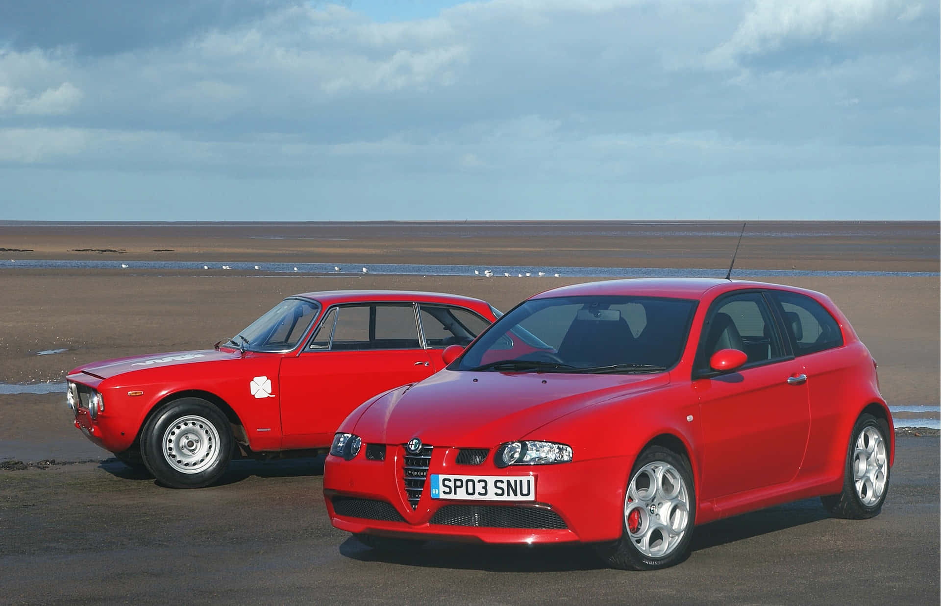 Alfa Romeo 147 - A shining example of style and performance Wallpaper