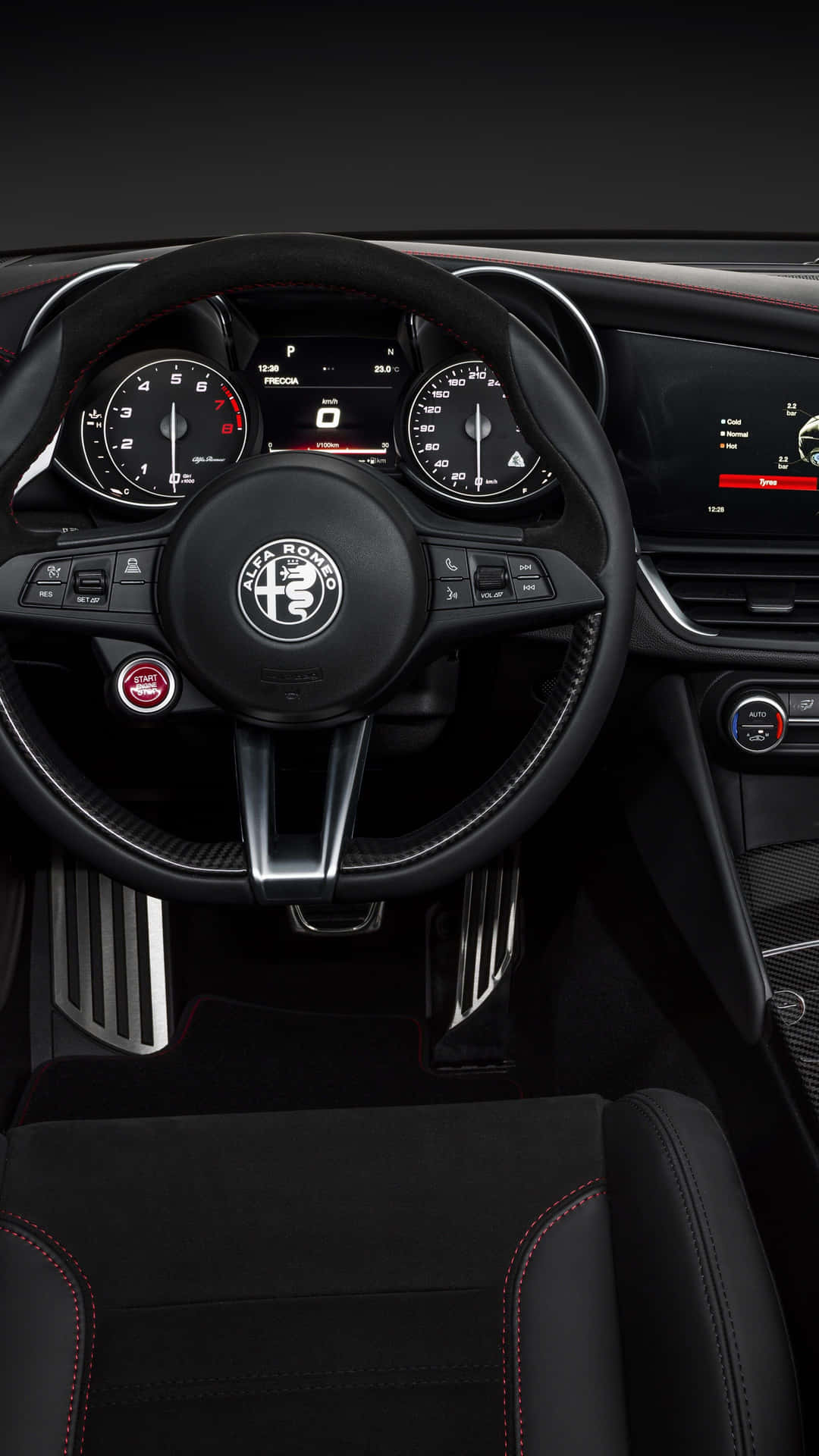 Conduzindoum Alfa Romeo - Uma Combinação De Tecnologia E Prazer Absoluto.