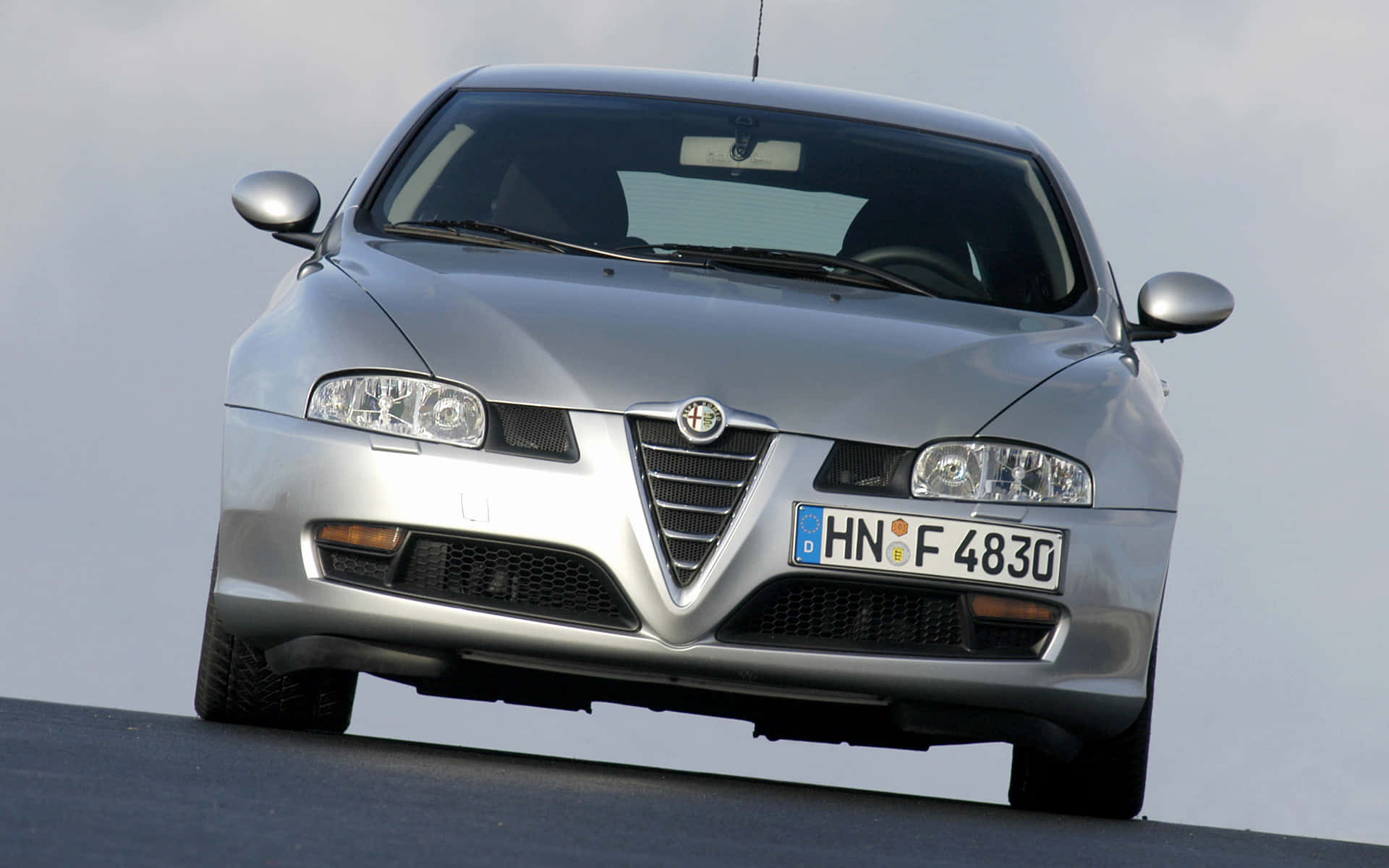 Sleek Alfa Romeo GT in Pristine Condition Wallpaper
