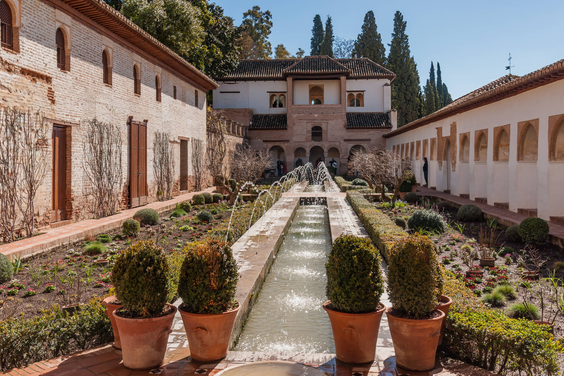 Alhambra Generalife Potted Plants Wallpaper