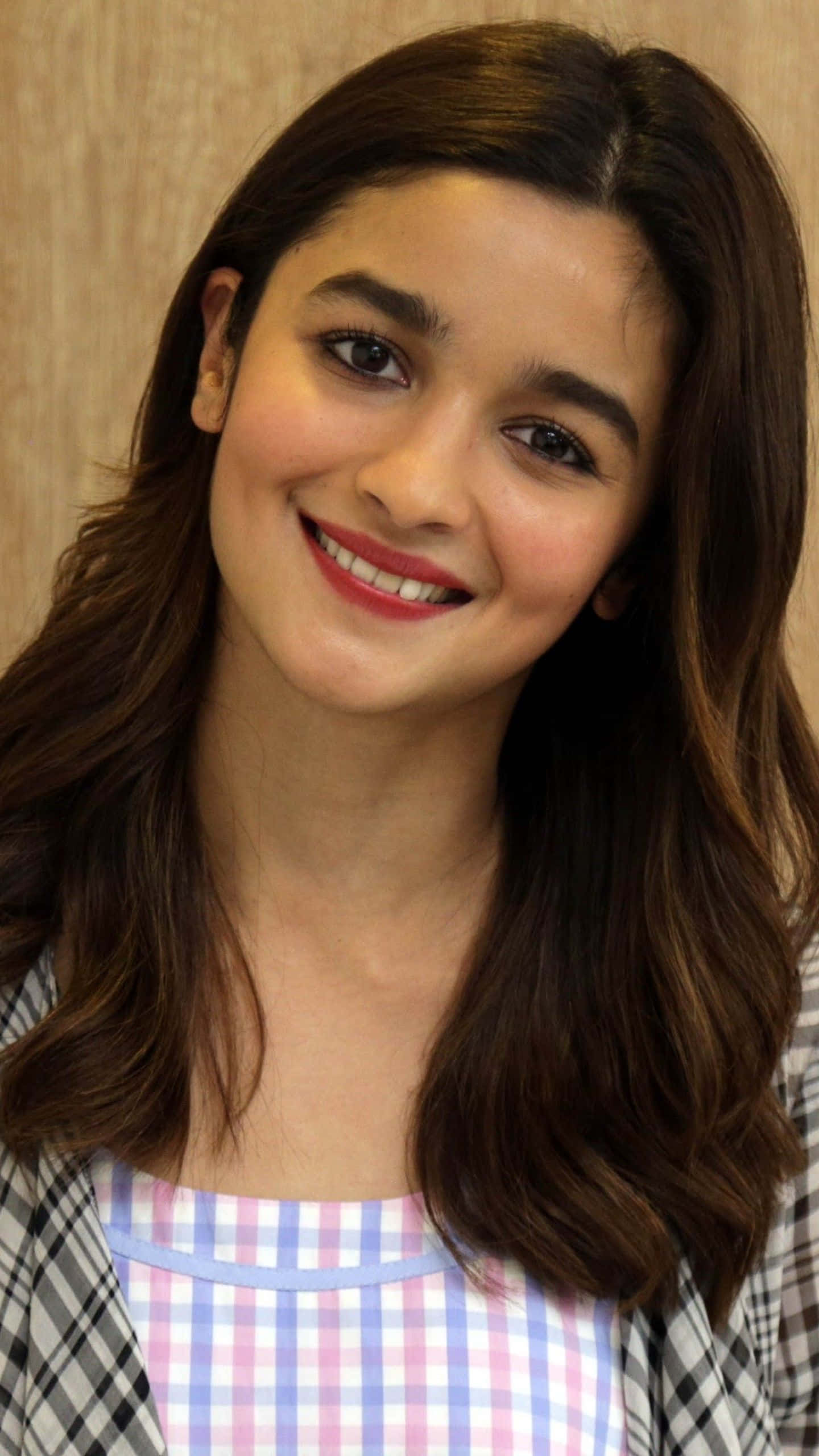 Alia Bhatt looks beautiful in her natural expressions.