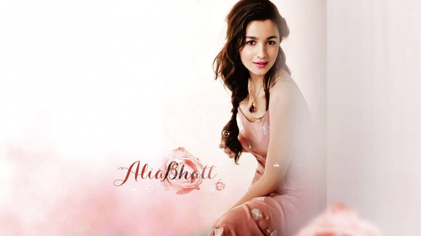 Alia Bhatt HD In A Pink Dress Wallpaper