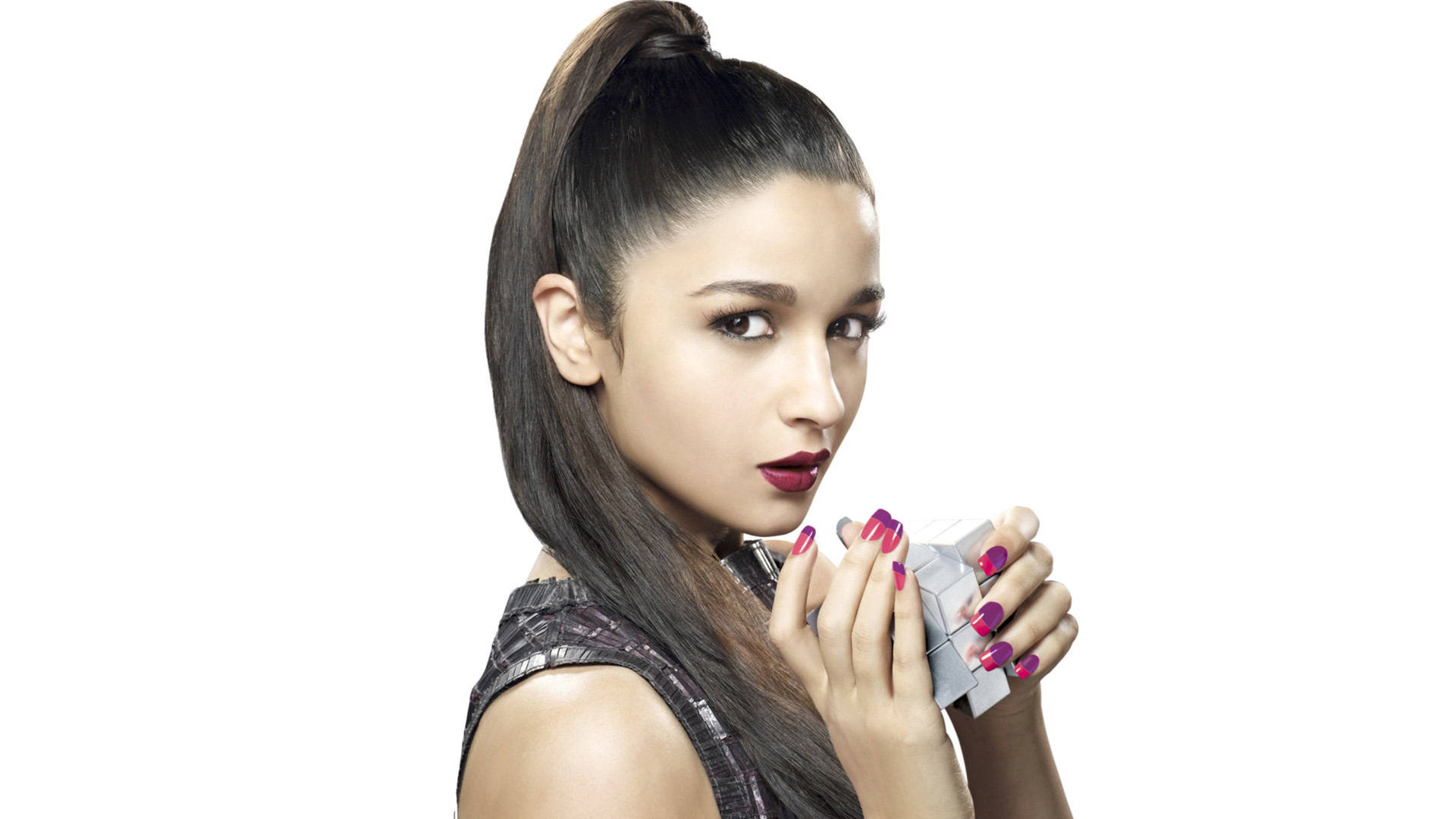 Check Out Alia Bhatt's Bold & Glamourous Look In New Campaign - Koimoi