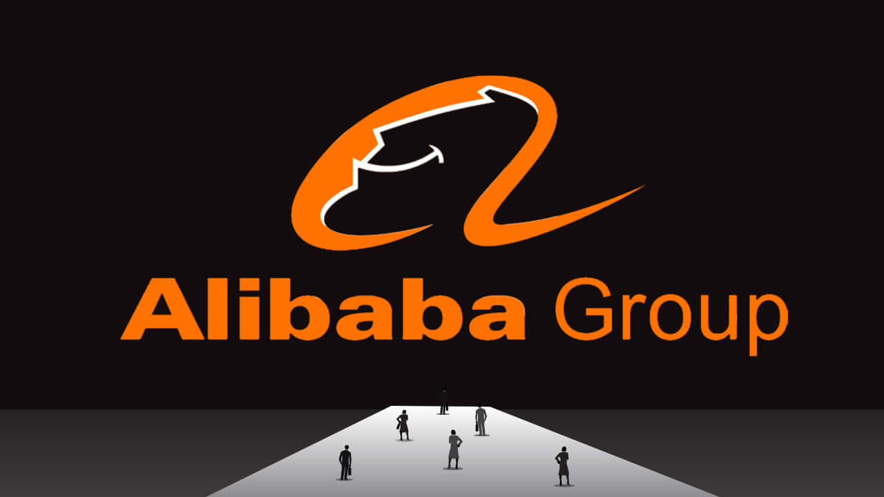 Logotipodel Grupo Alibaba Con Personas Caminando Delante De Él.