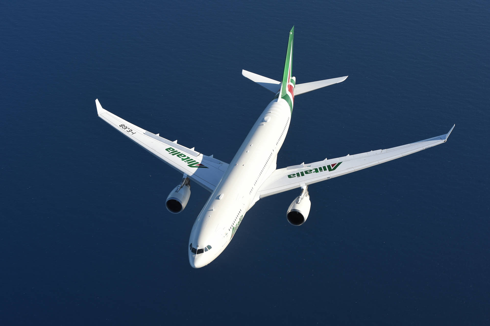 Alitalia Aircraft Wallpaper