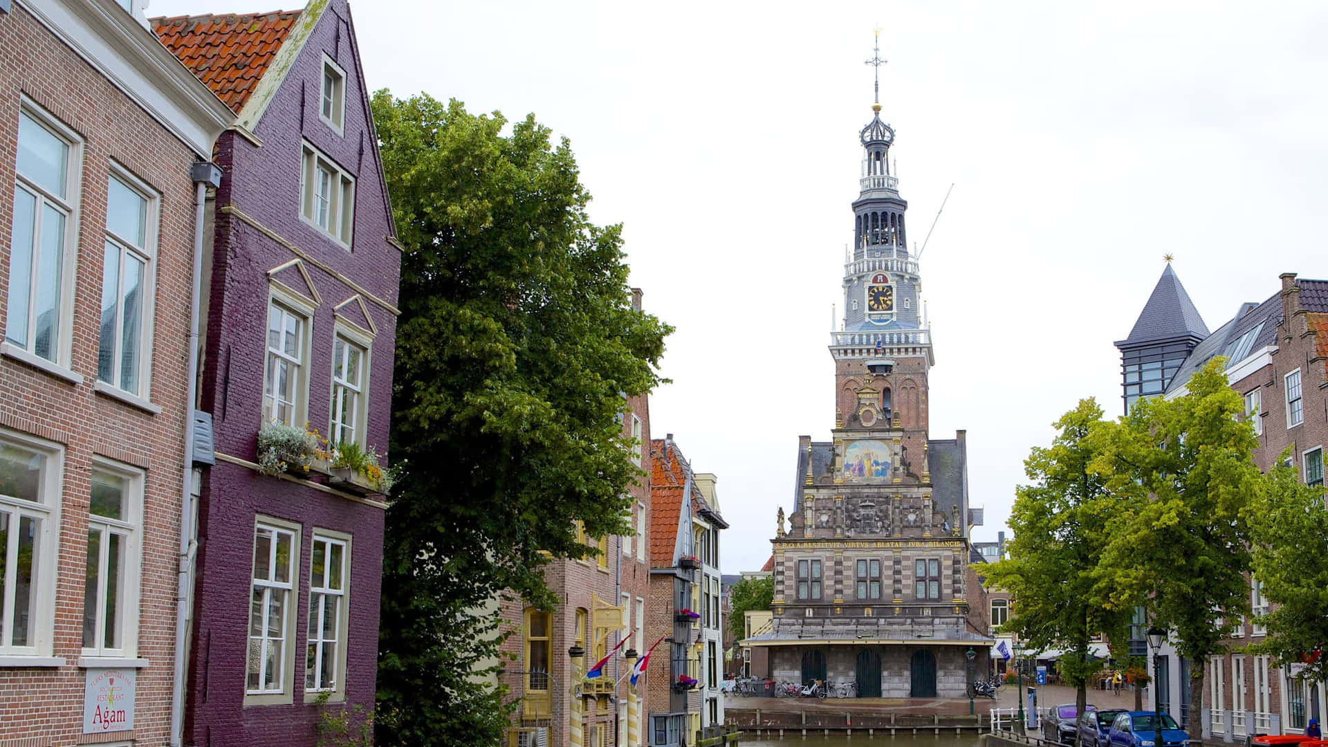 Alkmaar Historisch Stadscentrum En Toren Achtergrond