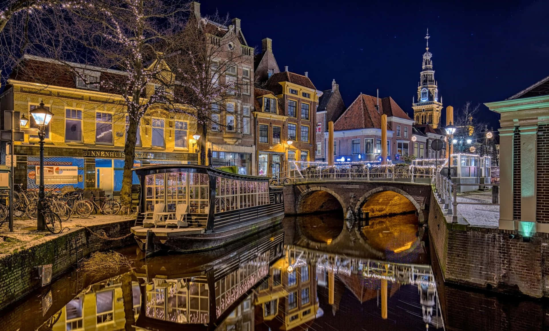 Alkmaar Netherlands Night Canal View Wallpaper