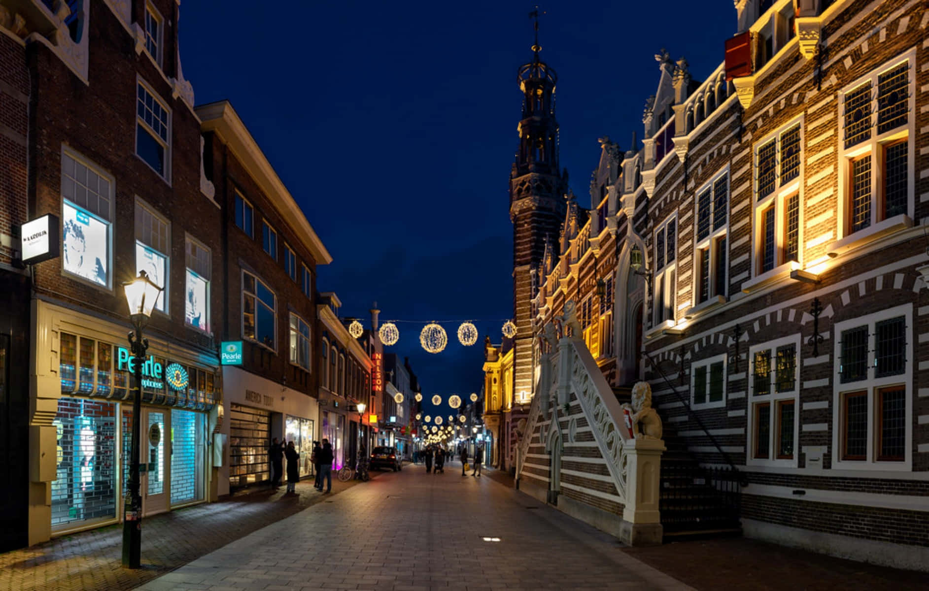 Alkmaar Netherlands Night Street View Wallpaper