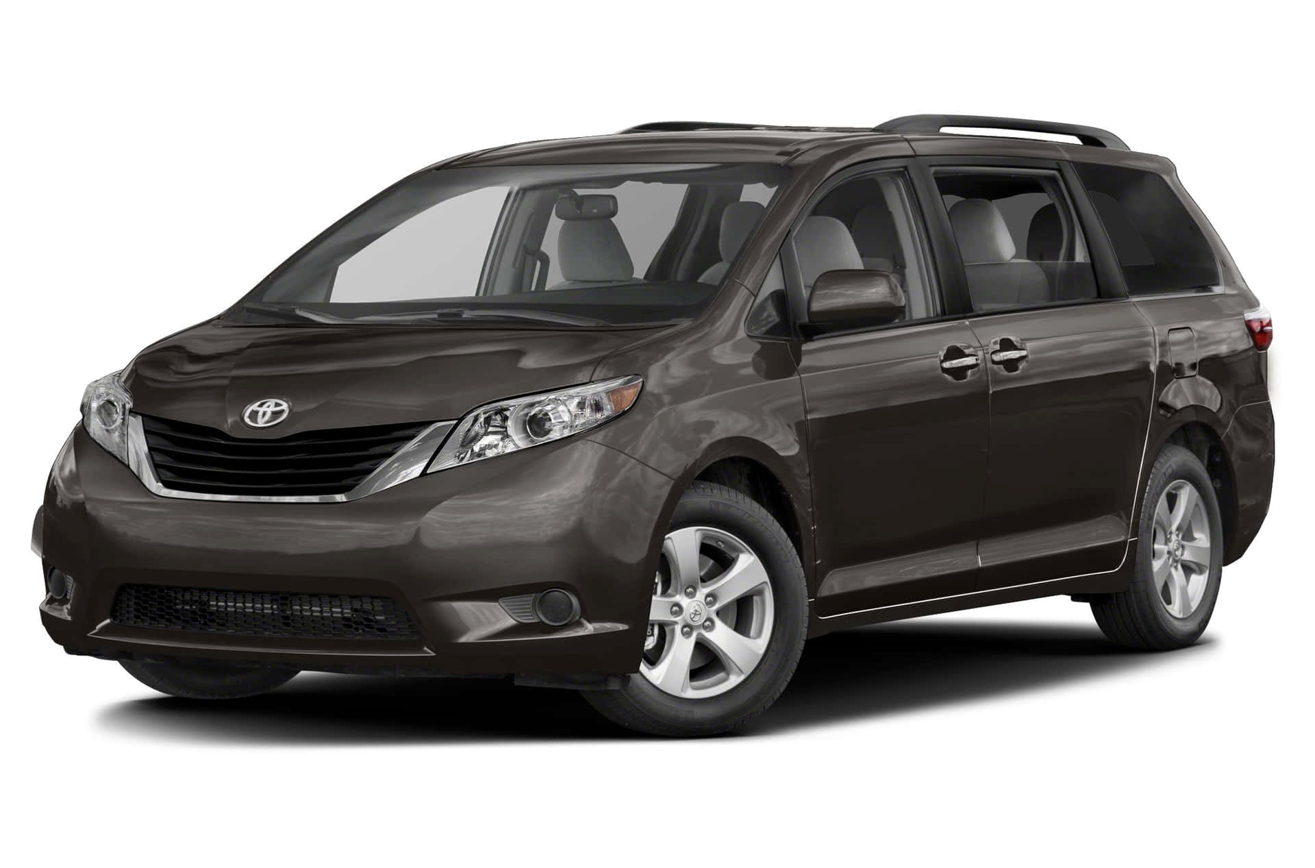 All-new Toyota Sienna In Scenic Mountain Backdrop. Wallpaper